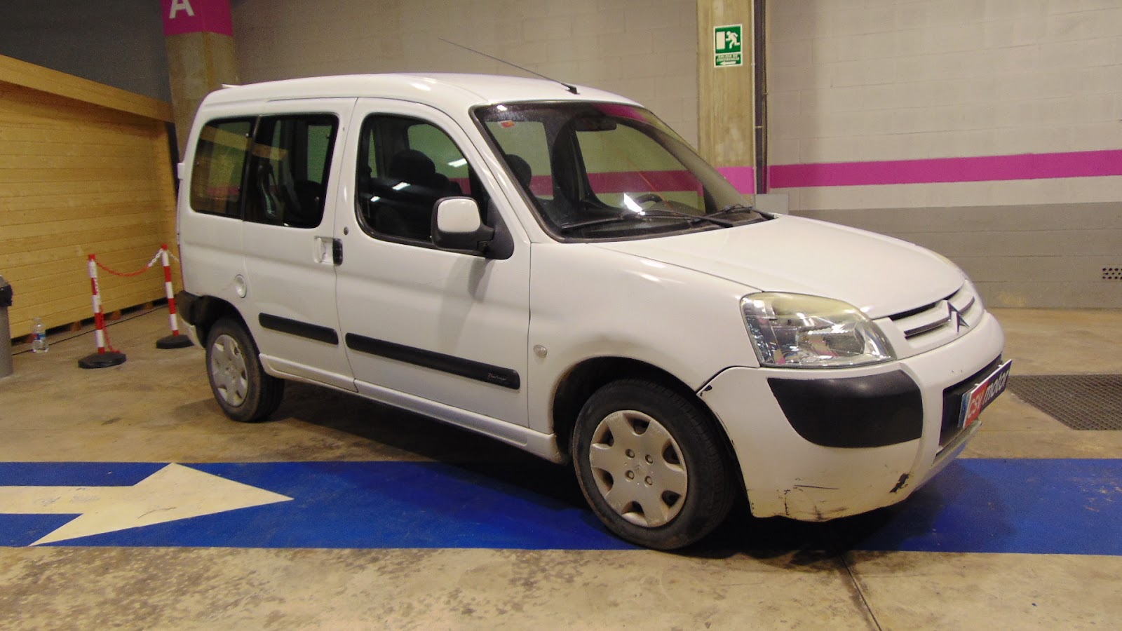 Foto 2 de CITROËN BERLINGO 2005 en venta en CSV Motor VALDEFUENTES