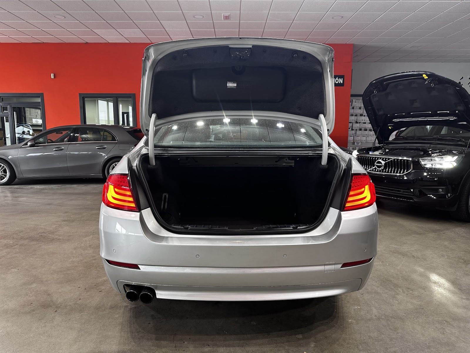Foto 8 de BMW SERIE 5 2010 en venta en CSV Motor VALDEFUENTES