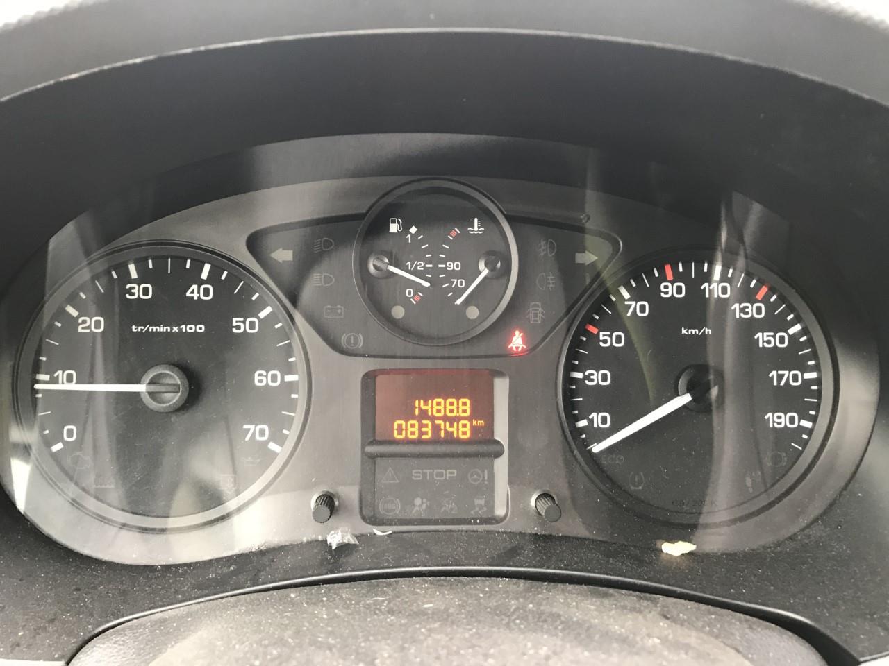 Foto 4 de CITROËN BERLINGO 2017 en venta en CSV Motor VALDEFUENTES