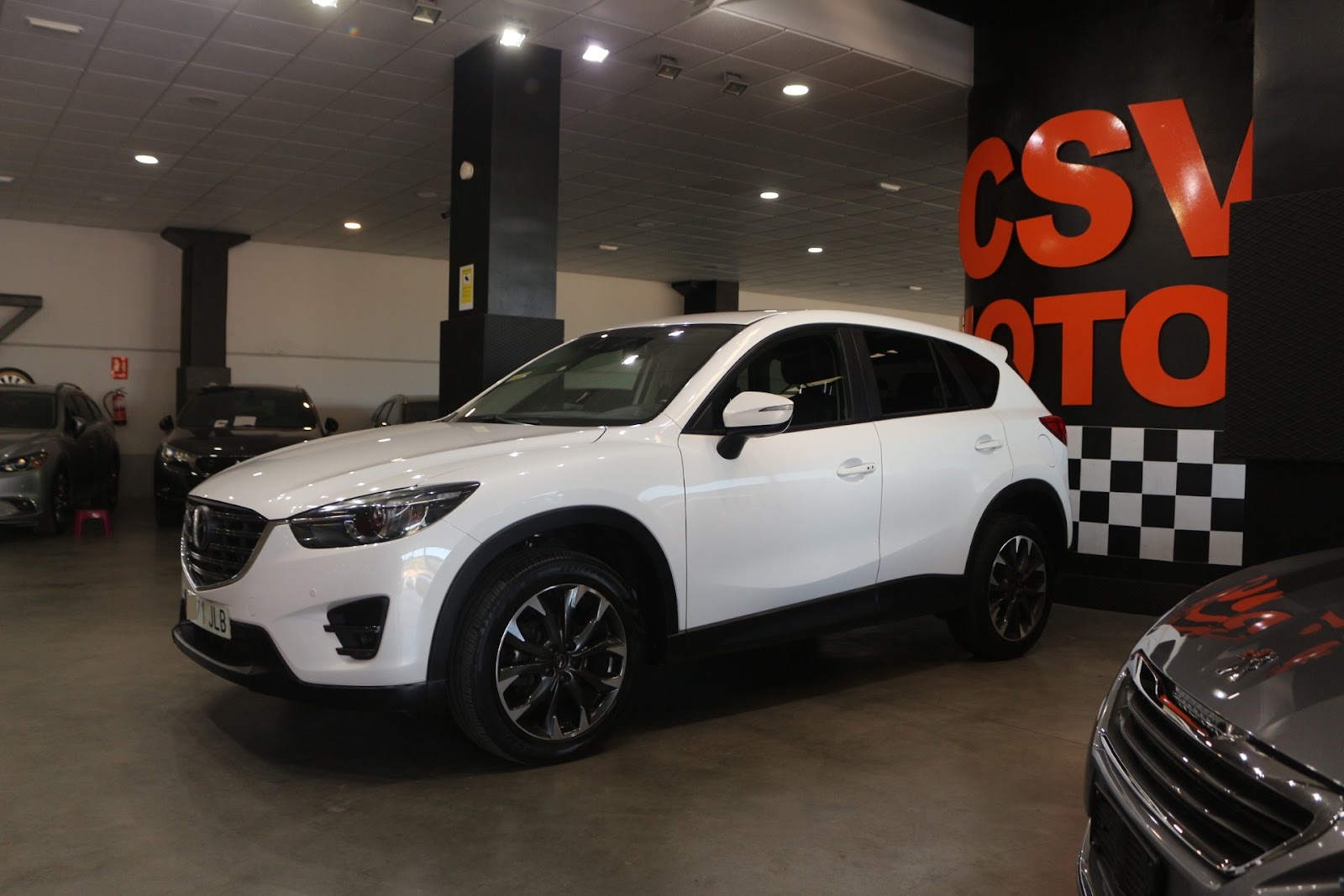 Foto 2 de MAZDA CX-5 2016 en venta en CSV Motor VALDEFUENTES