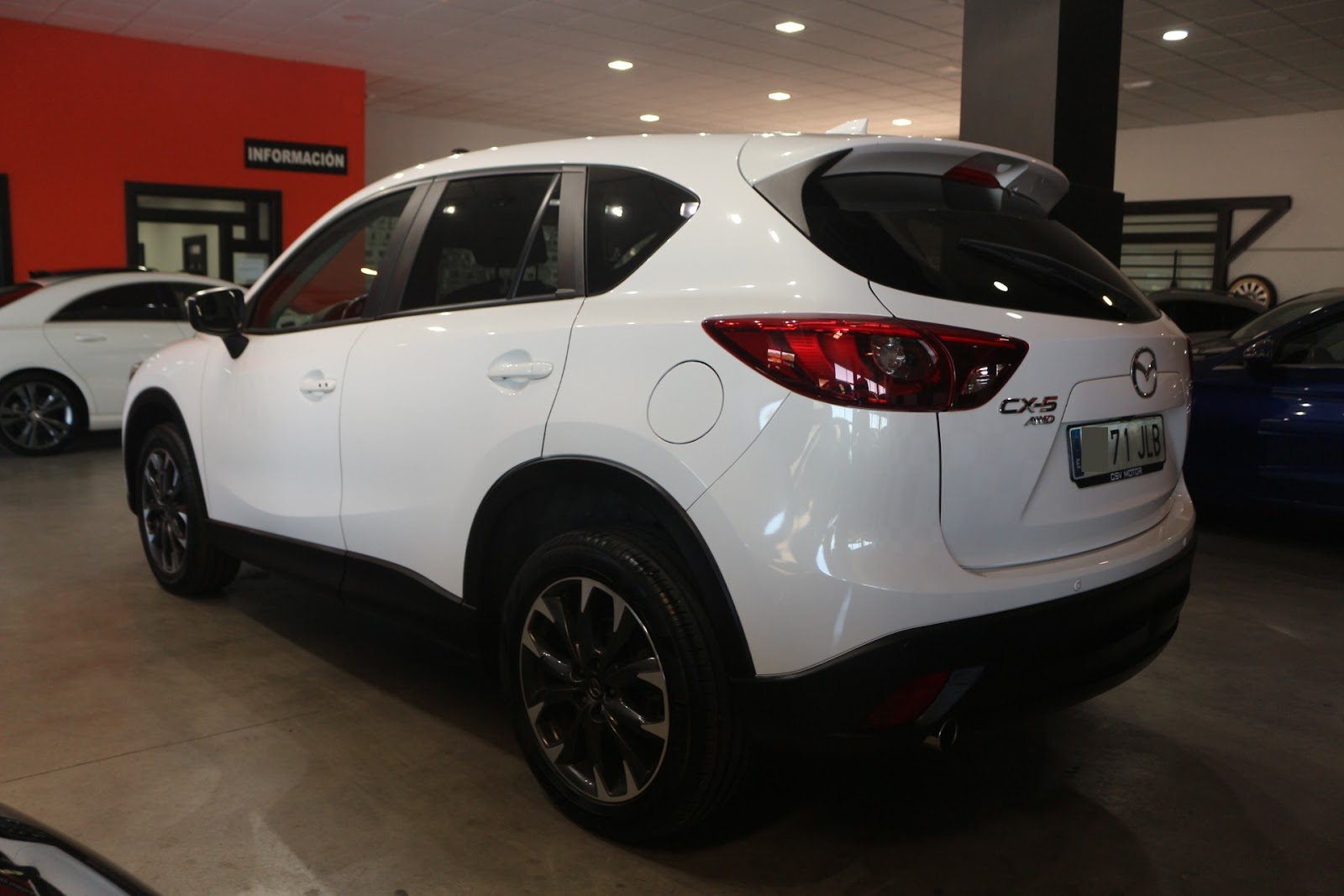 Foto 3 de MAZDA CX-5 2016 en venta en CSV Motor VALDEFUENTES