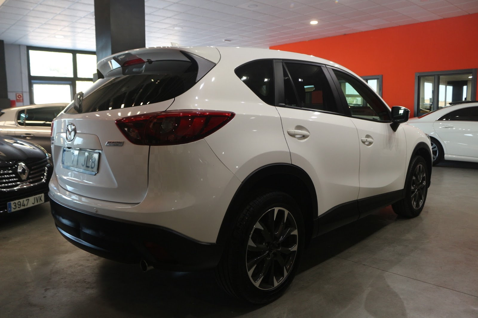 Foto 4 de MAZDA CX-5 2016 en venta en CSV Motor VALDEFUENTES