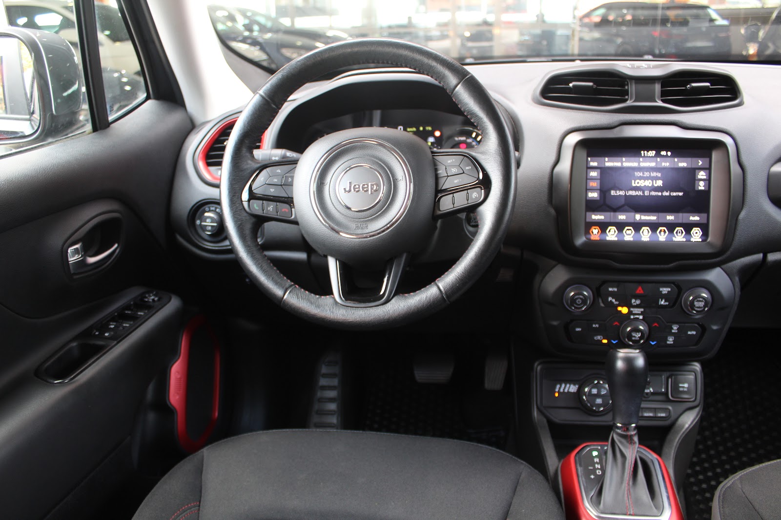 Foto 11 de JEEP RENEGADE 2022 en venta en CSV Motor VALDEFUENTES