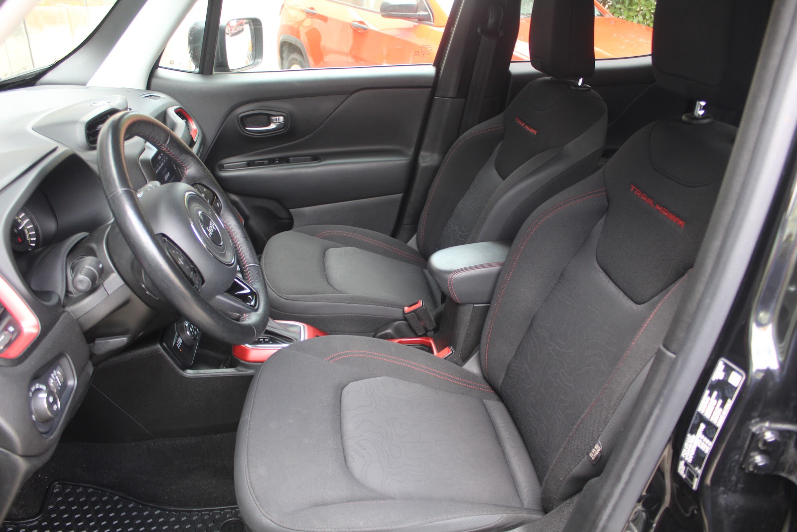 Foto 8 de JEEP RENEGADE 2022 en venta en CSV Motor VALDEFUENTES