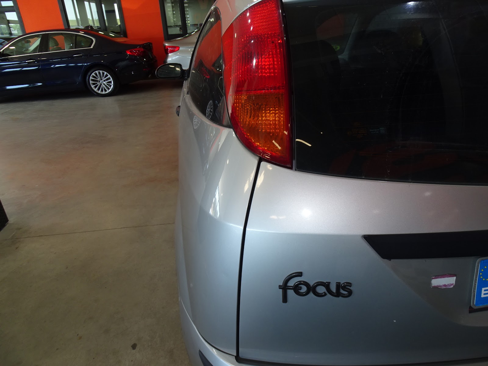 Foto 18 de FORD FOCUS 2003 en venta en CSV Motor VALDEFUENTES