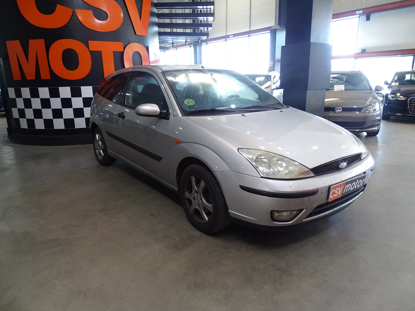 Foto 3 de FORD FOCUS 2003 en venta en CSV Motor VALDEFUENTES