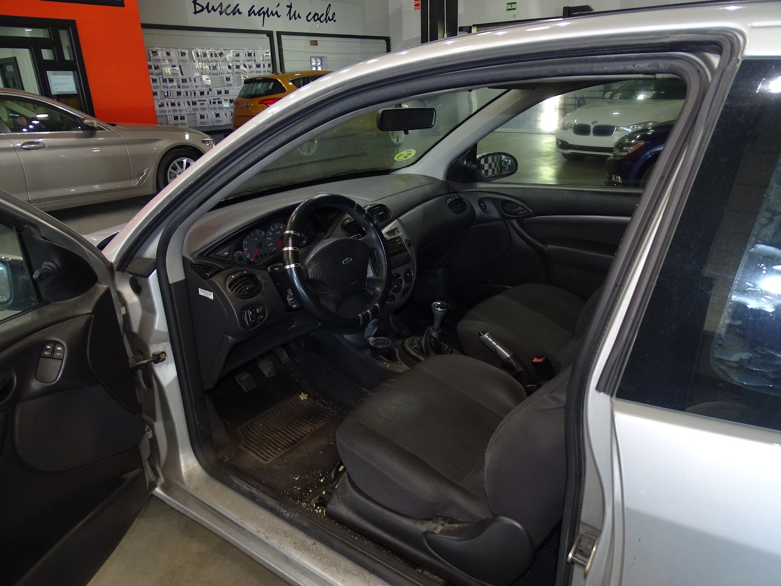 Foto 6 de FORD FOCUS 2003 en venta en CSV Motor VALDEFUENTES