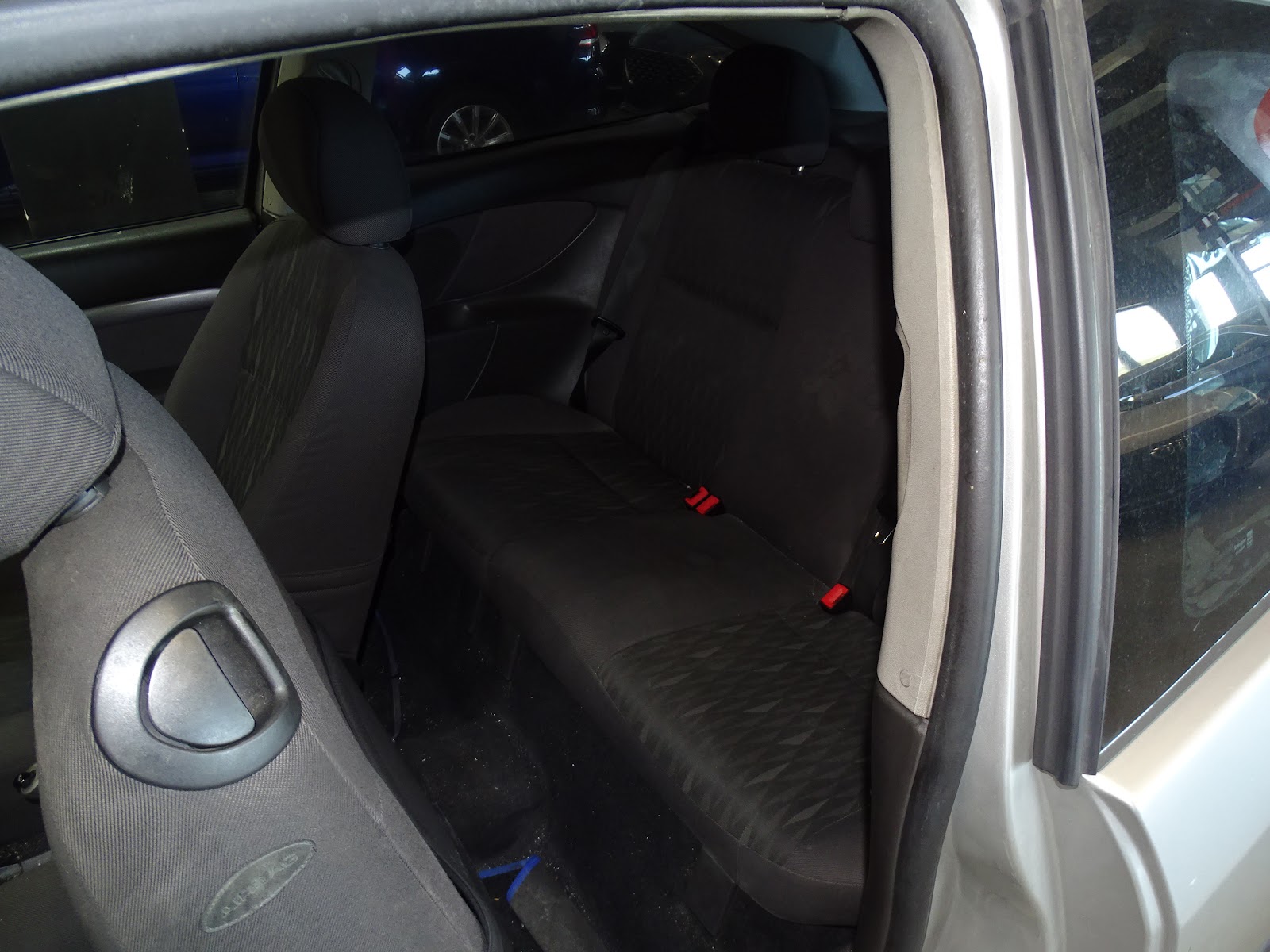 Foto 7 de FORD FOCUS 2003 en venta en CSV Motor VALDEFUENTES