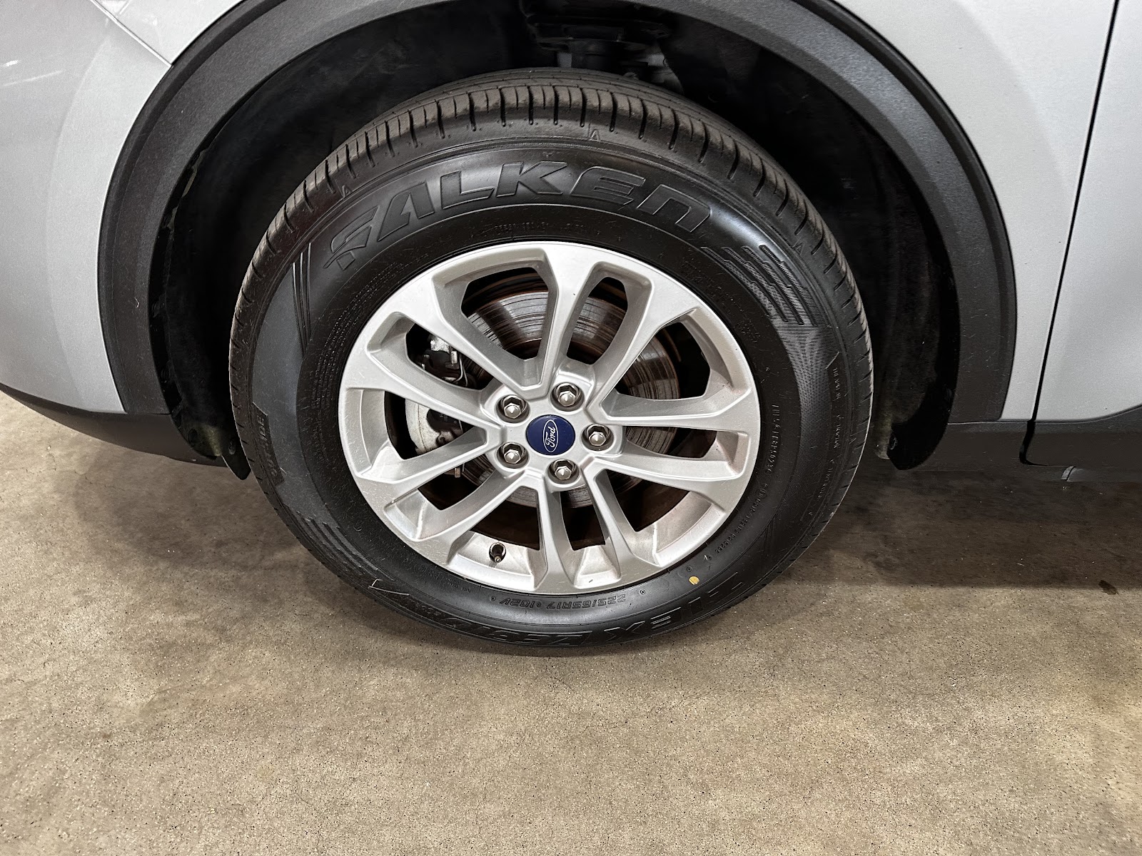 Foto 19 de FORD KUGA 2022 en venta en CSV Motor VALDEFUENTES