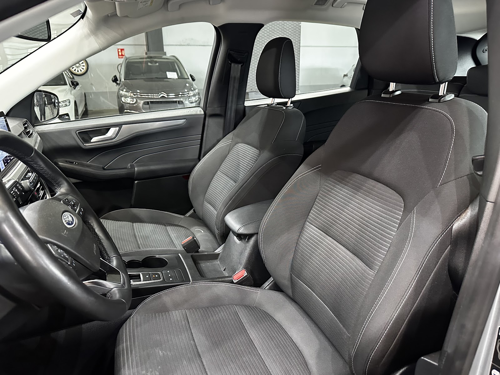 Foto 9 de FORD KUGA 2022 en venta en CSV Motor VALDEFUENTES