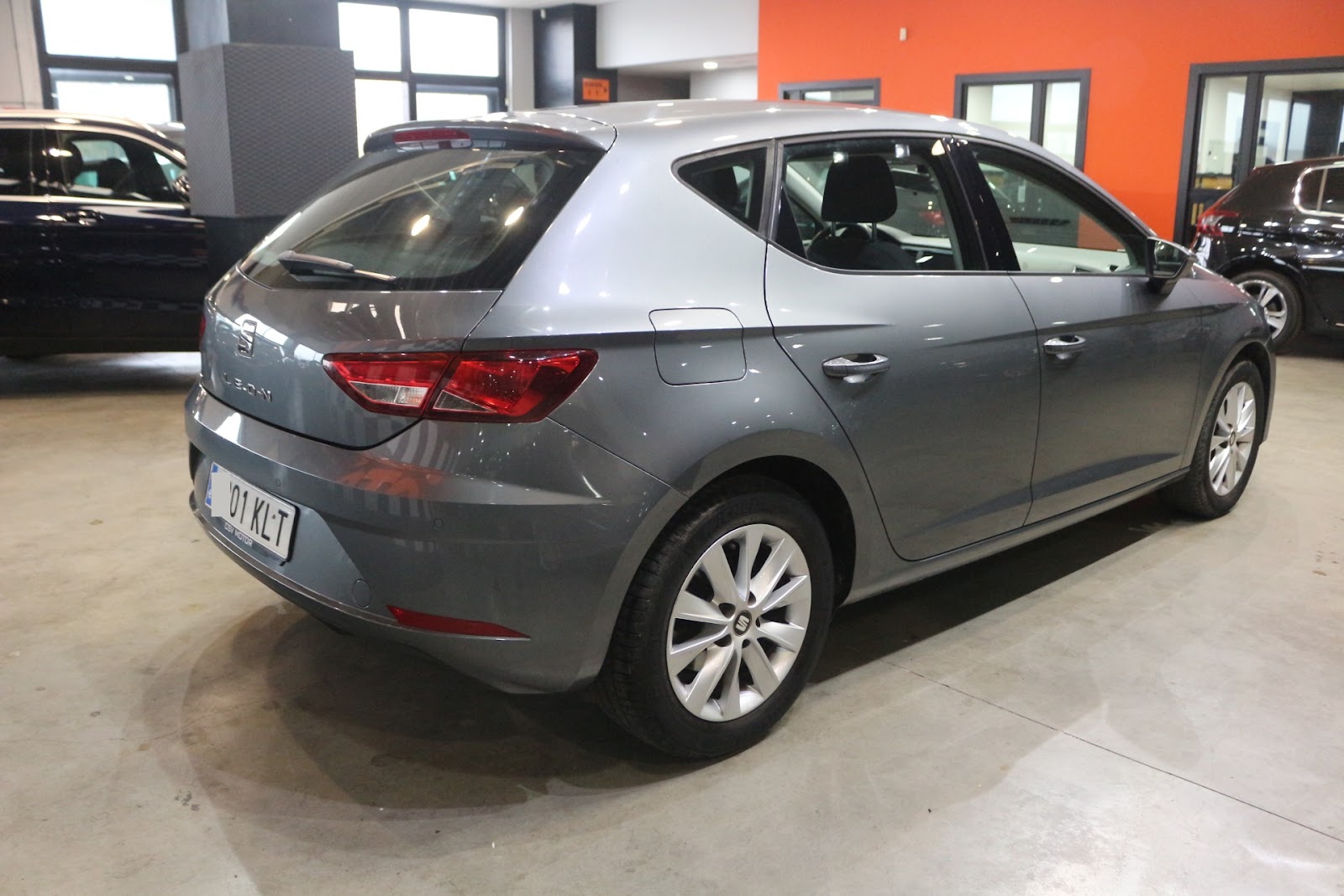 Foto 4 de SEAT LEON 2018 en venta en CSV Motor VALDEFUENTES