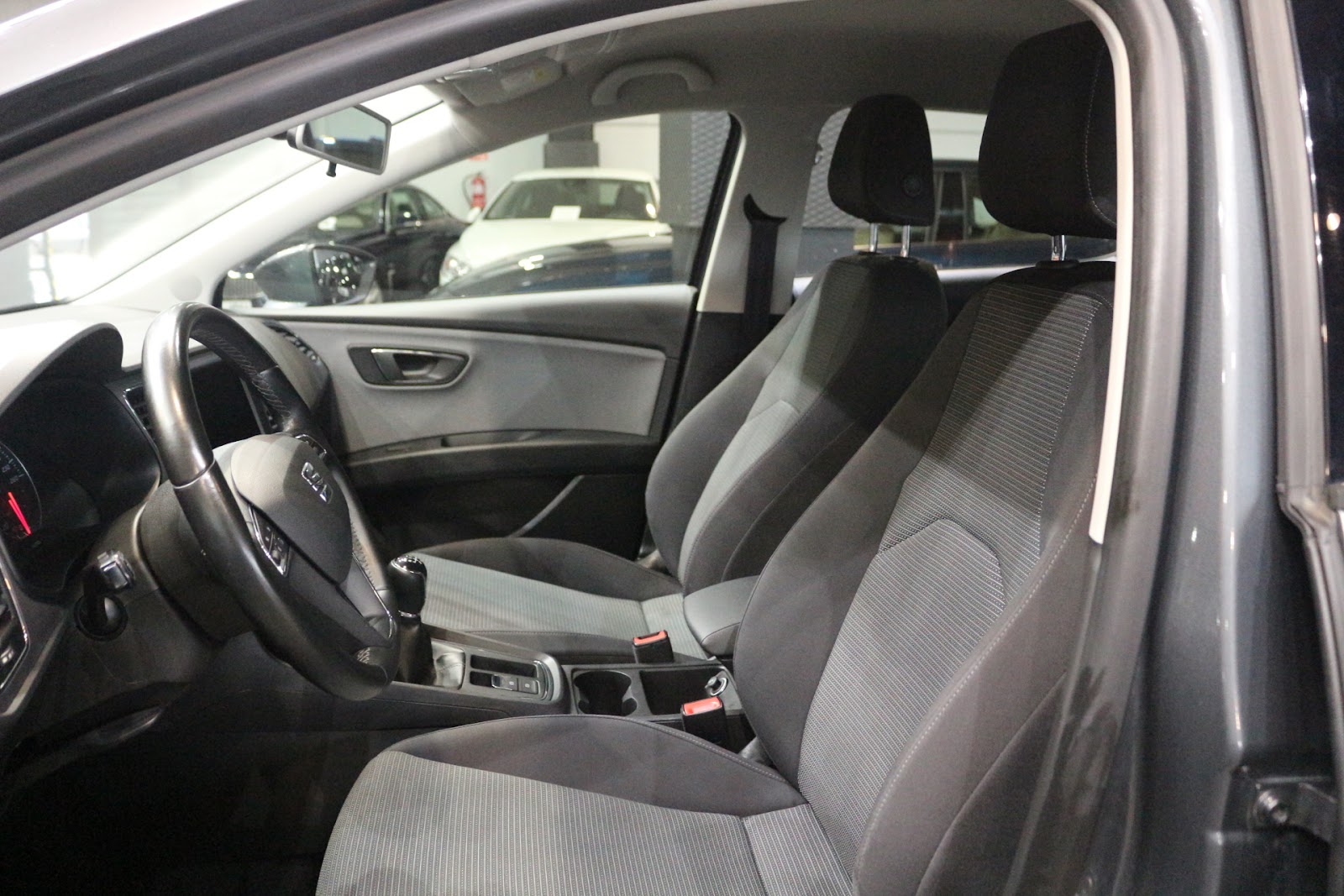 Foto 6 de SEAT LEON 2018 en venta en CSV Motor VALDEFUENTES
