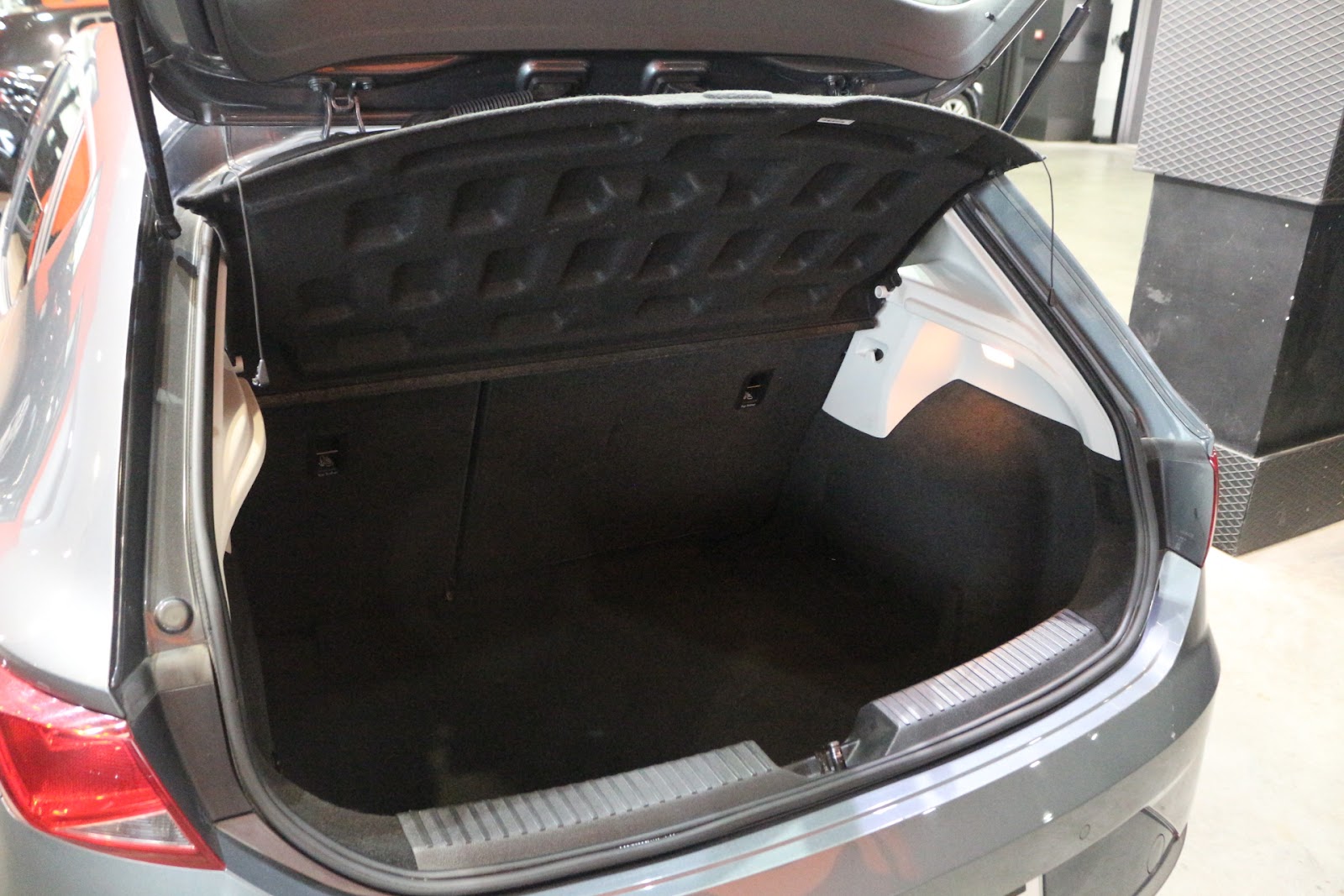 Foto 8 de SEAT LEON 2018 en venta en CSV Motor VALDEFUENTES