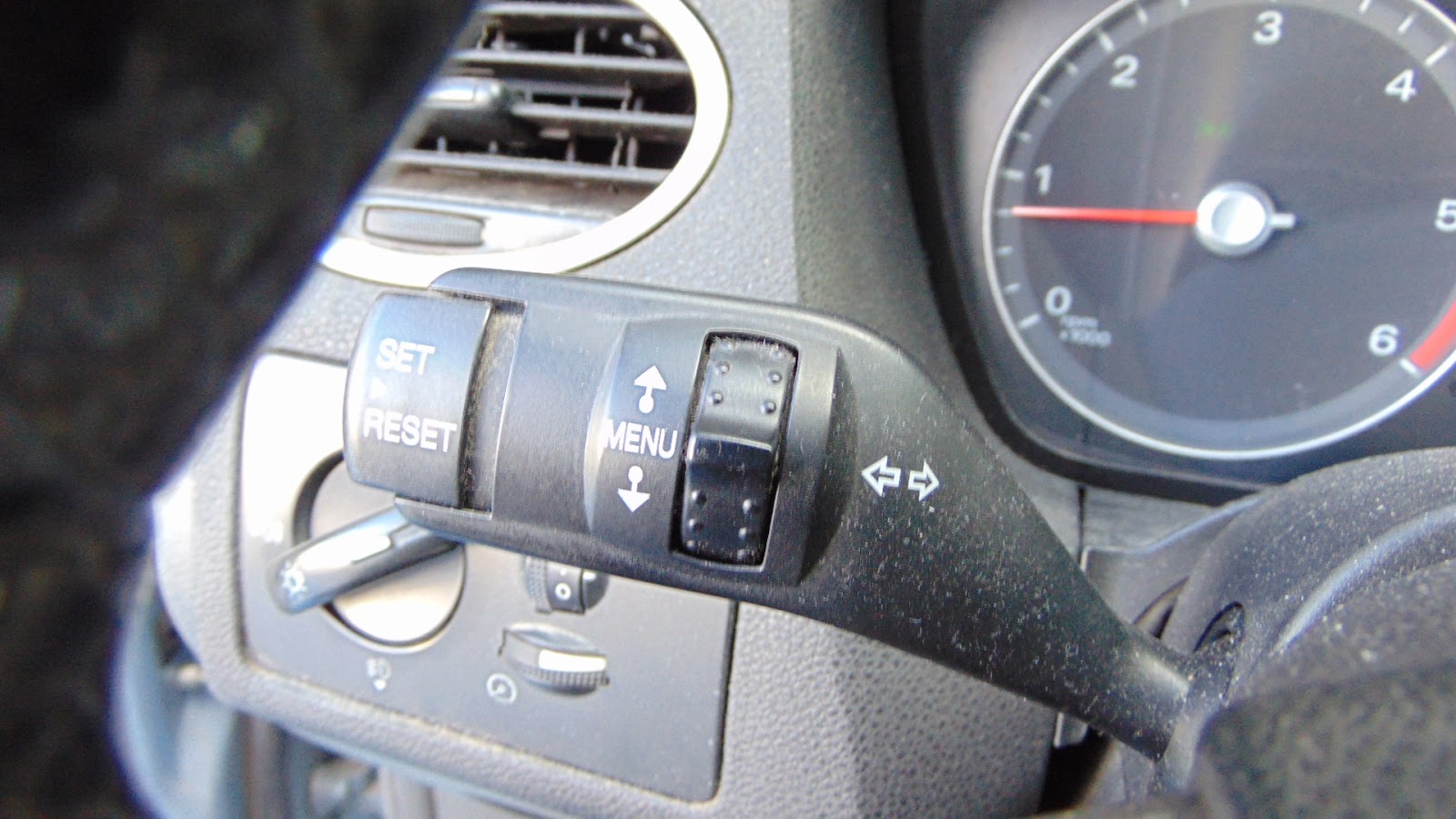 Foto 17 de FORD FOCUS 2005 en venta en CSV Motor VALDEFUENTES