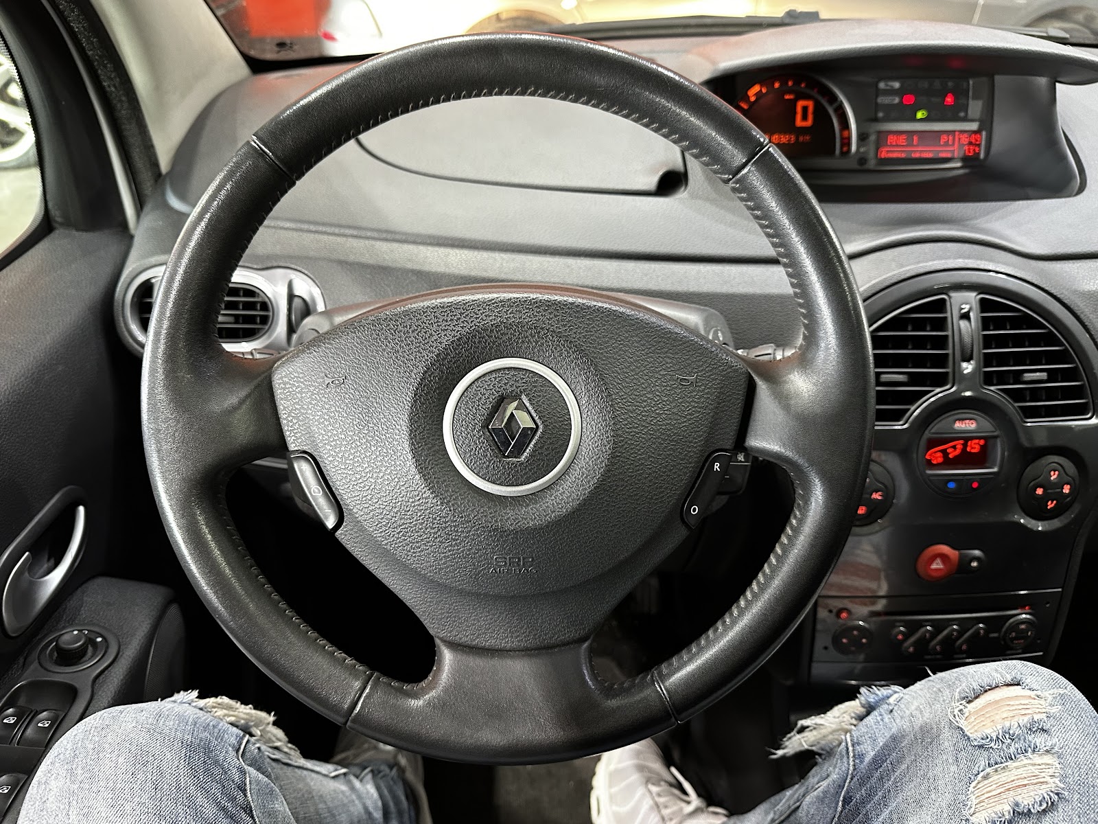 Foto 16 de RENAULT MODUS 2010 en venta en CSV Motor VALDEFUENTES