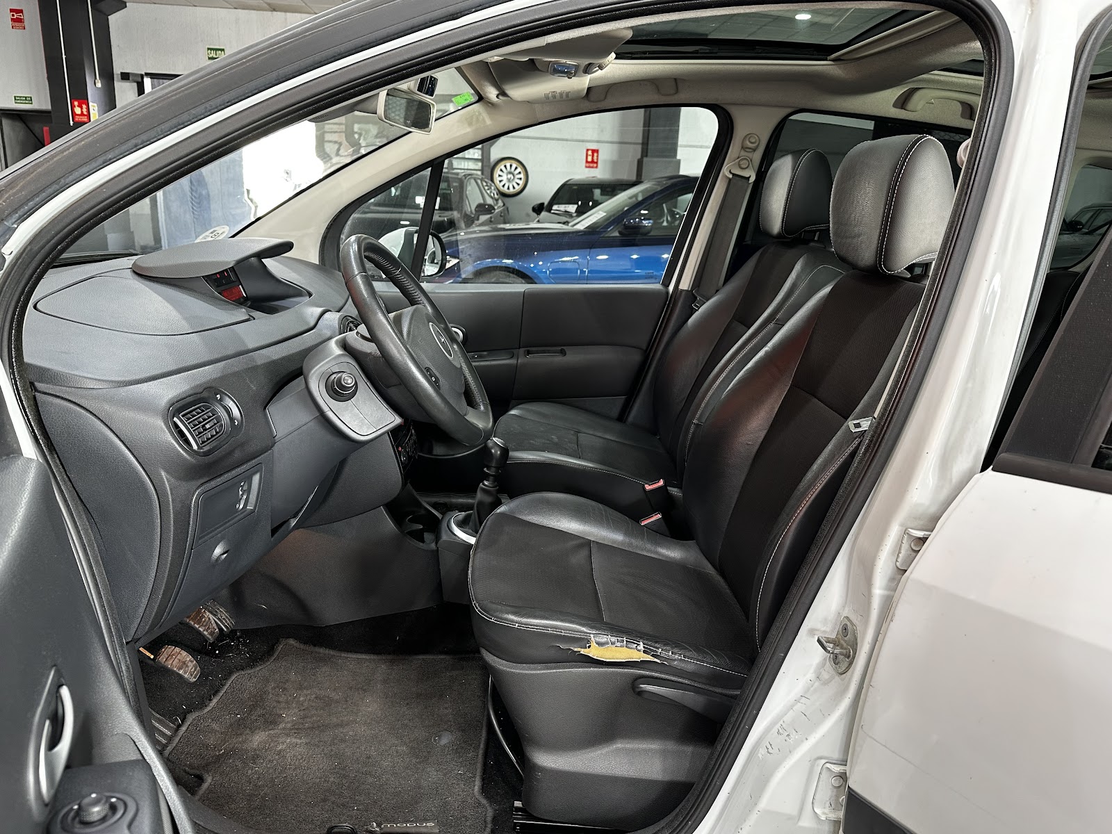 Foto 10 de RENAULT MODUS 2010 en venta en CSV Motor VALDEFUENTES