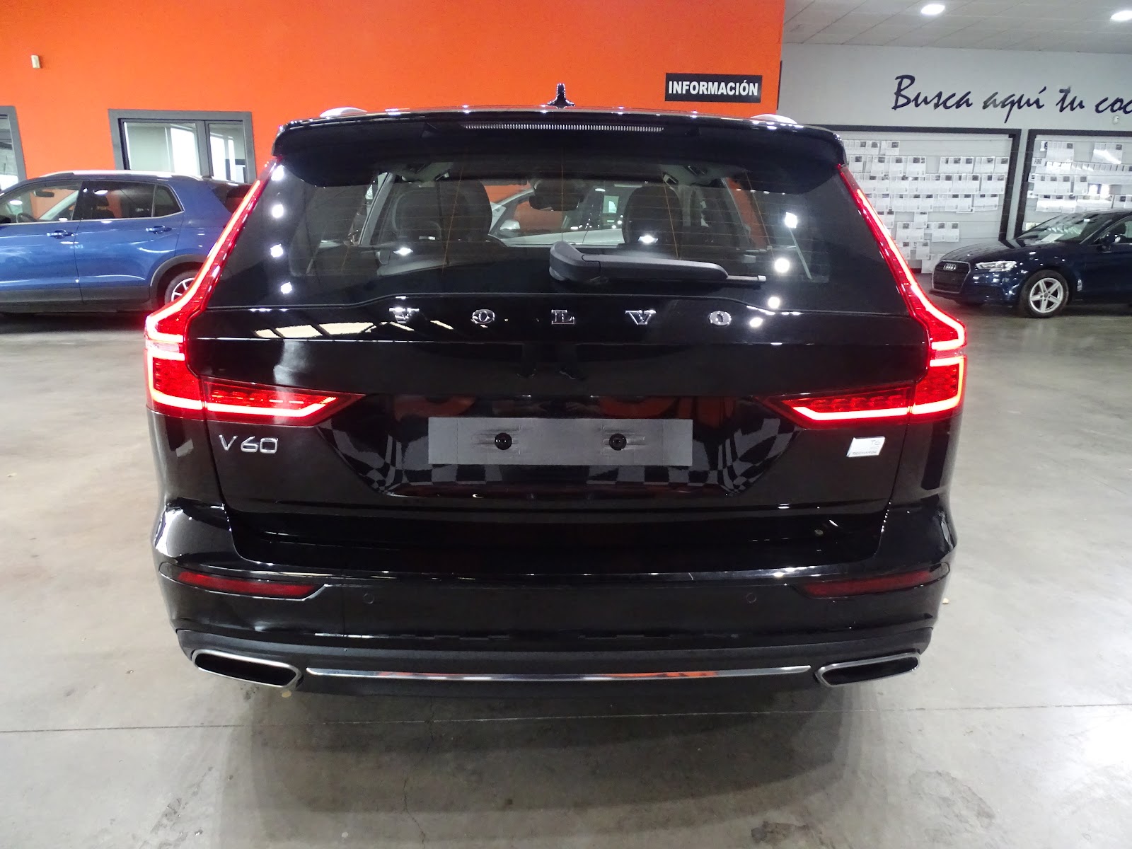 Foto 6 de VOLVO V60 2023 en venta en CSV Motor