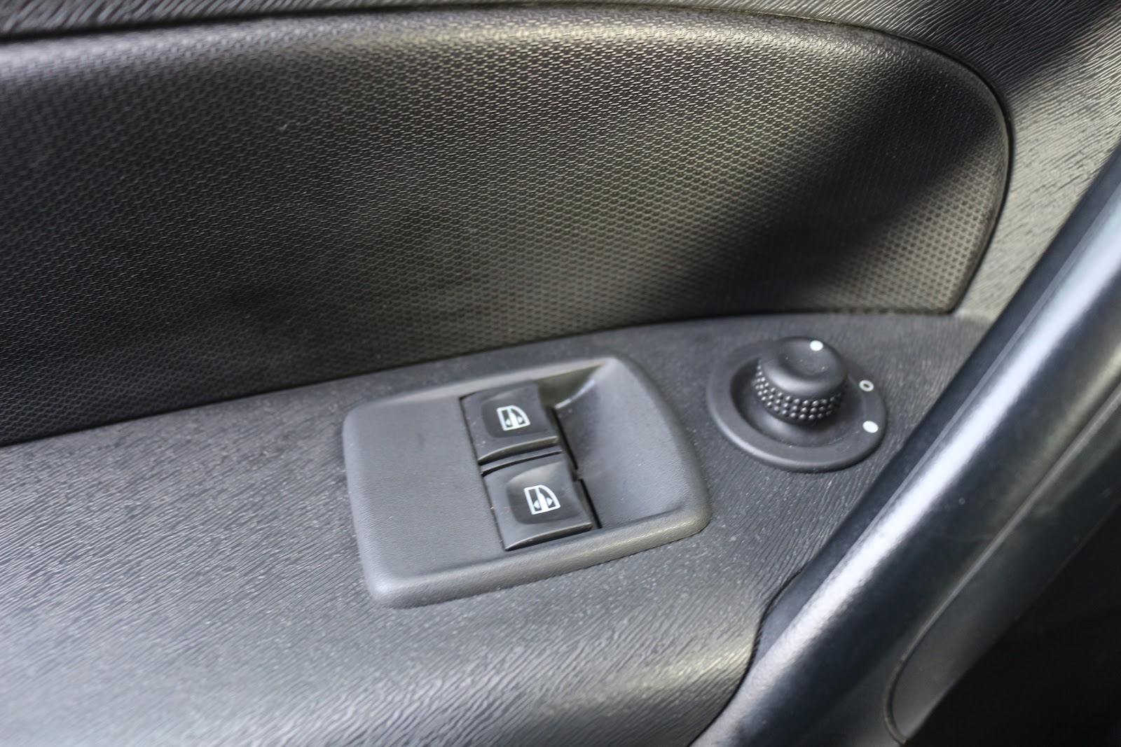 Foto 16 de RENAULT KANGOO 2017 en venta en CSV Motor VALDEFUENTES