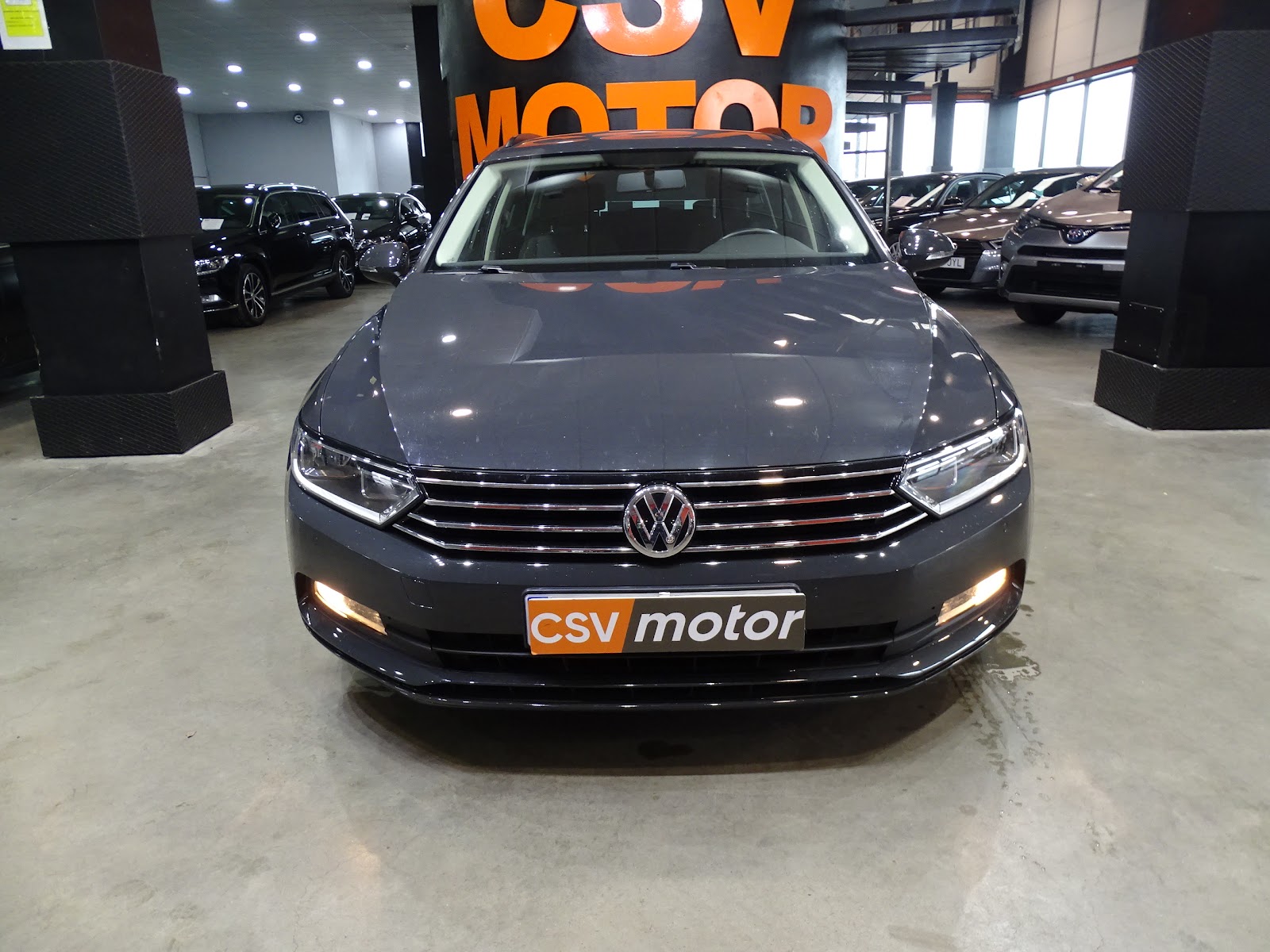 Foto 2 de VOLKSWAGEN PASSAT 2019 en venta en CSV Motor VALDEFUENTES