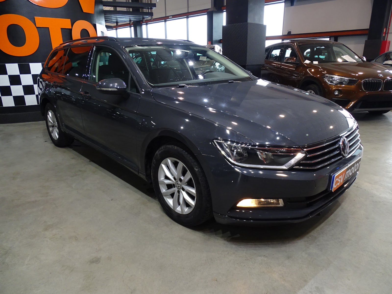Foto 3 de VOLKSWAGEN PASSAT 2019 en venta en CSV Motor VALDEFUENTES