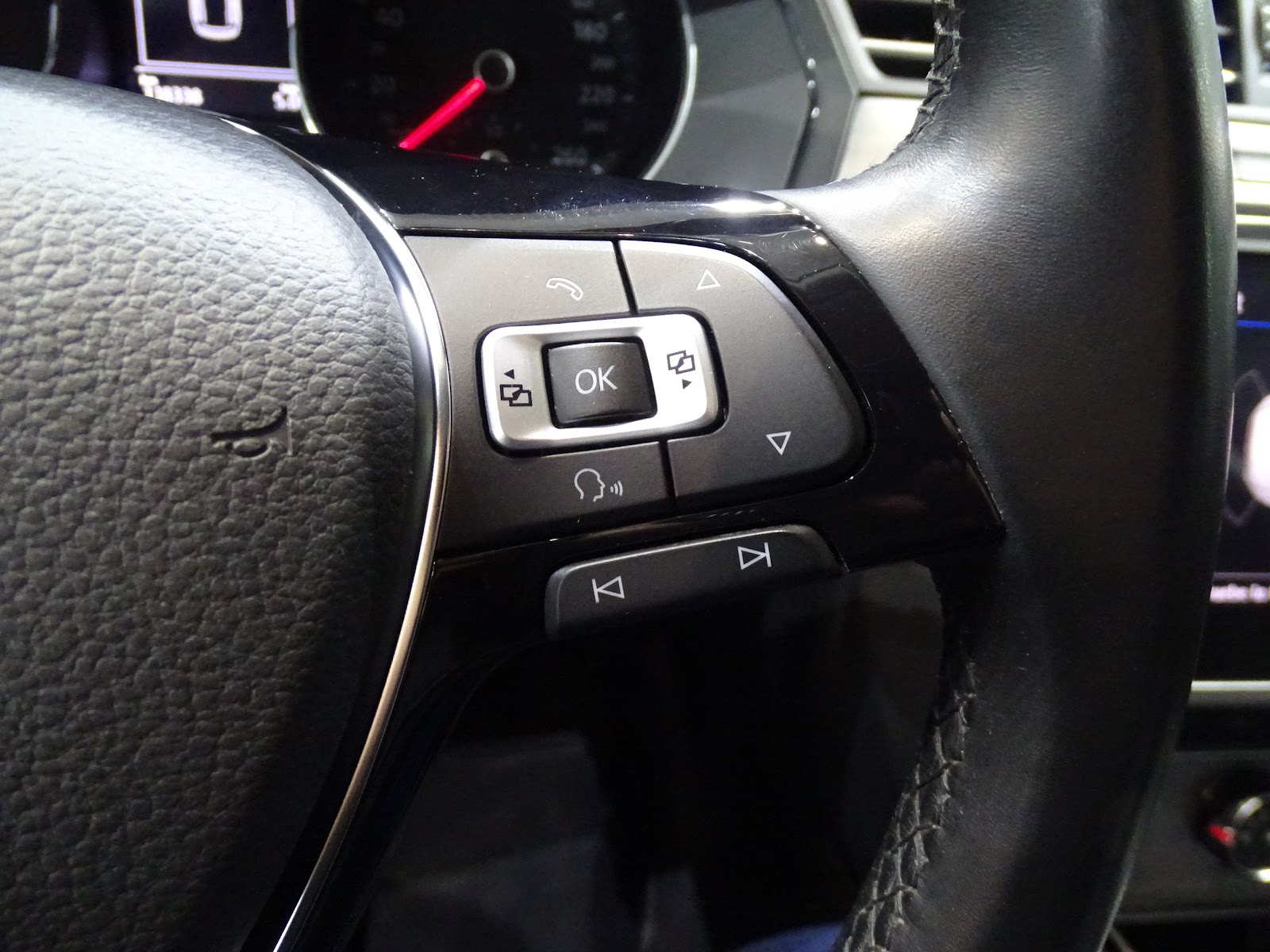 Foto 10 de VOLKSWAGEN PASSAT 2019 en venta en CSV Motor VALDEFUENTES