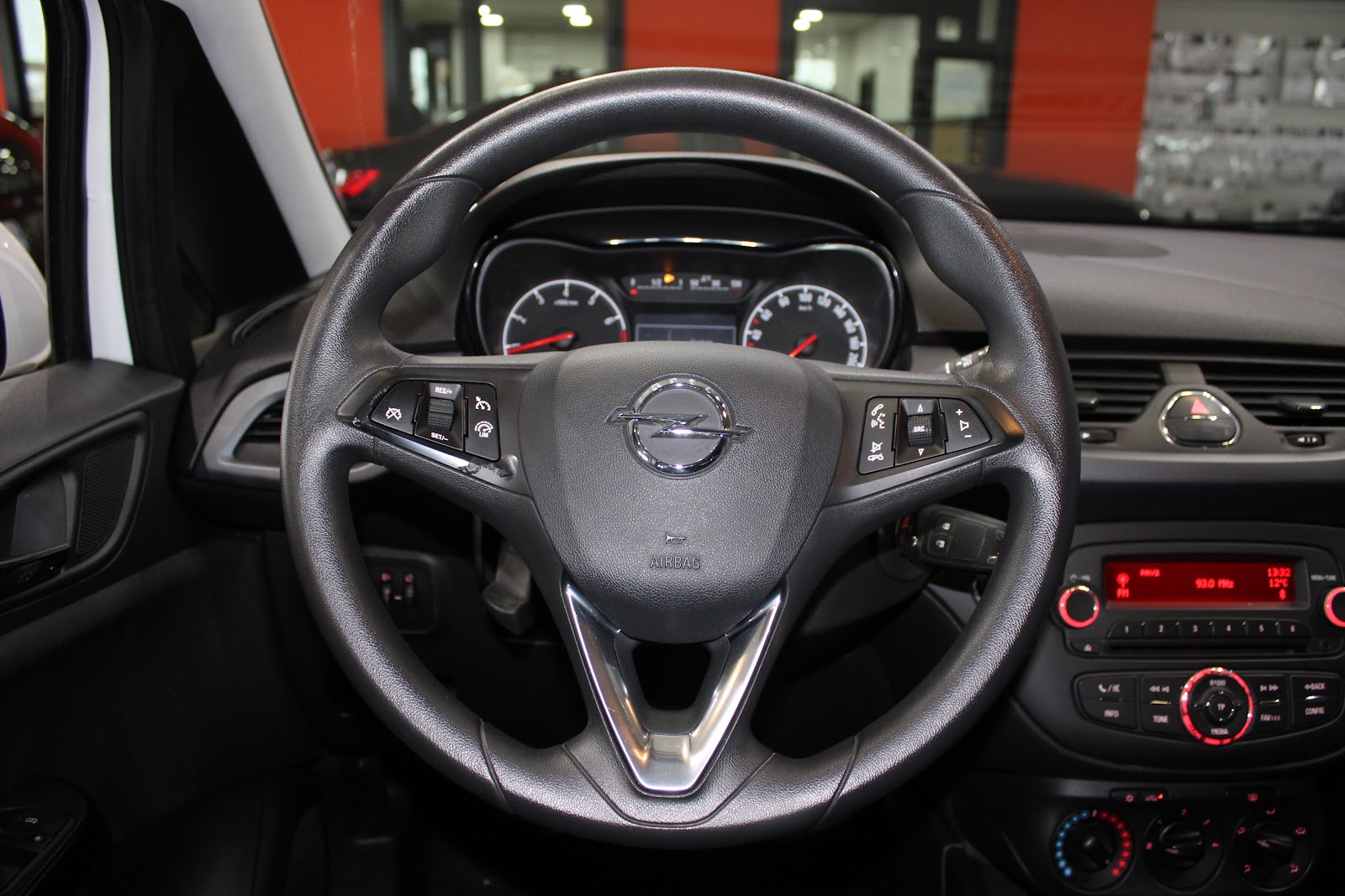 Foto 10 de OPEL CORSA 2019 en venta en CSV Motor VALDEFUENTES