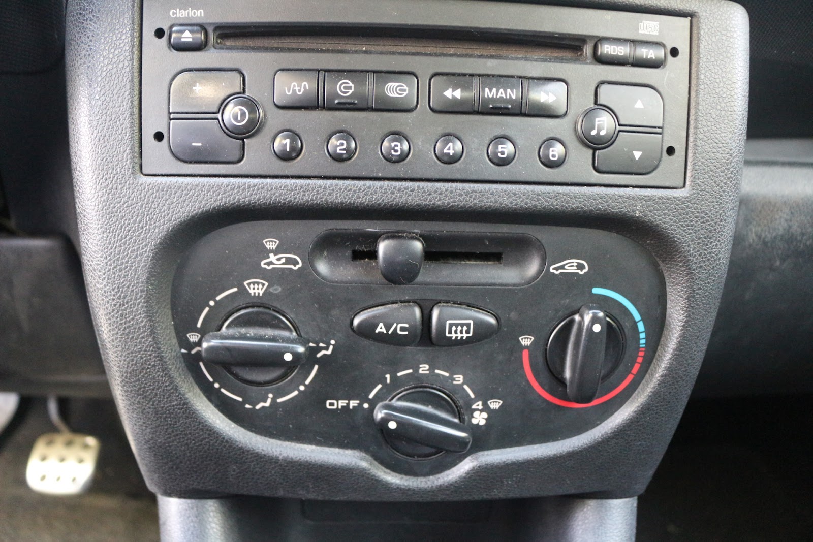 Foto 11 de PEUGEOT 206 2010 en venta en CSV Motor VALDEFUENTES
