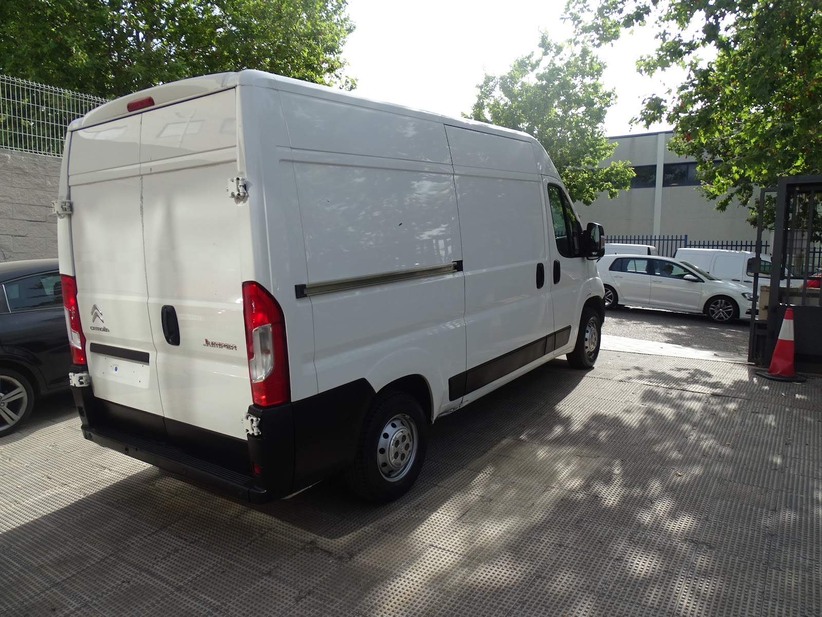Foto 3 de CITROËN JUMPER 2018 en venta en CSV Motor VALDEFUENTES
