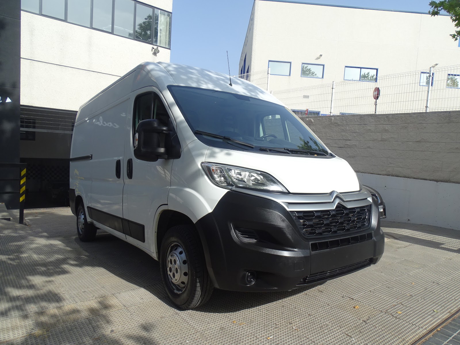 Foto 4 de CITROËN JUMPER 2018 en venta en CSV Motor VALDEFUENTES