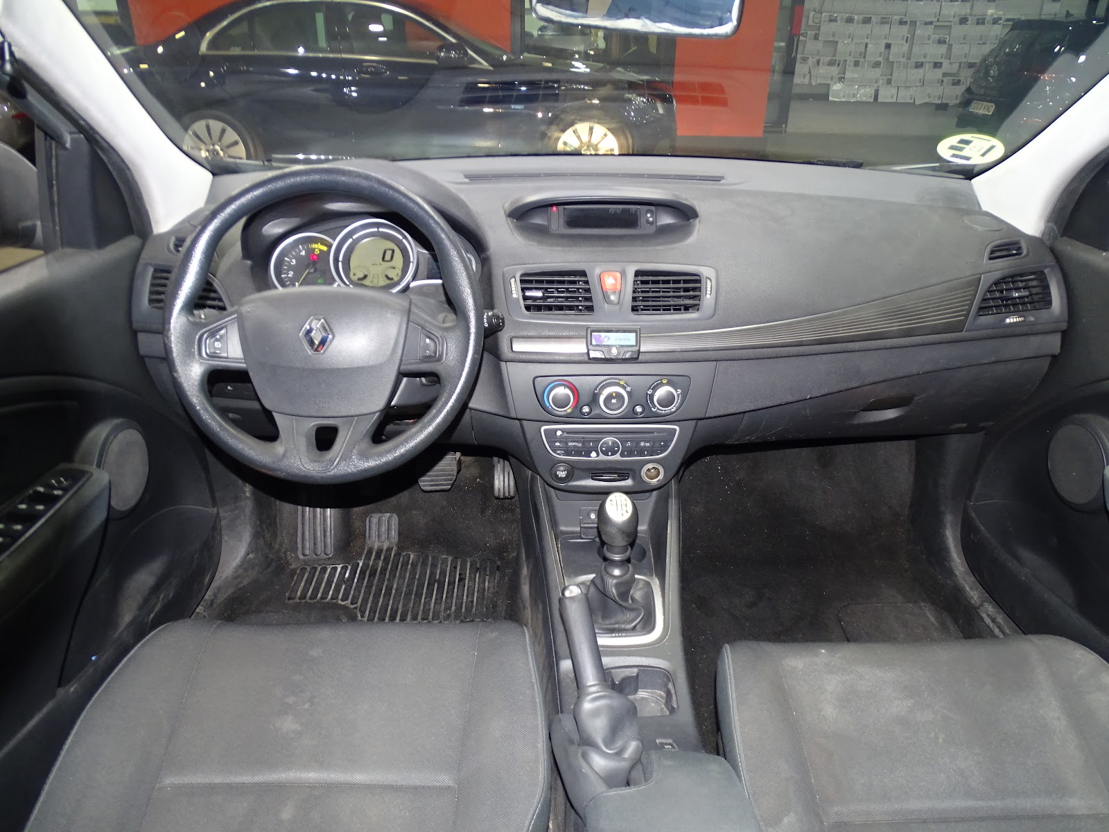 Foto 7 de RENAULT MEGANE 2023 en venta en CSV Motor