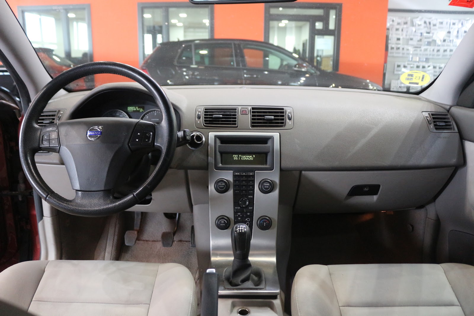 Foto 9 de VOLVO V50 2006 en venta en CSV Motor VALDEFUENTES