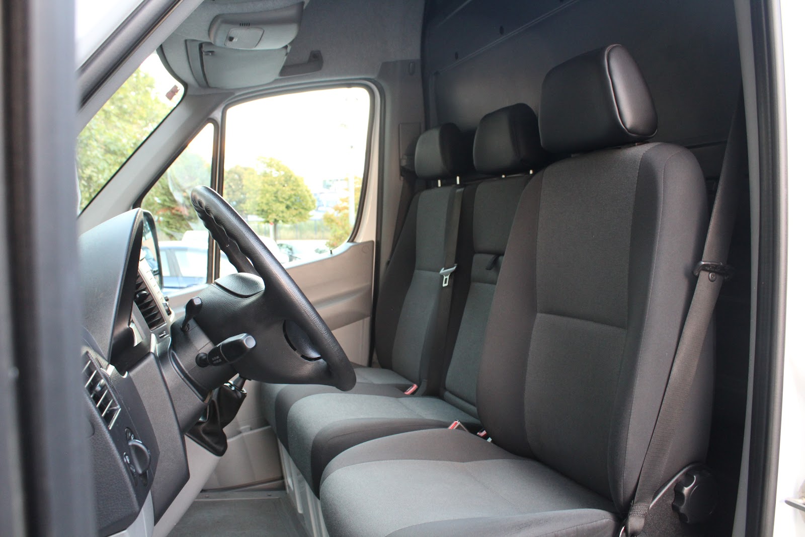 Foto 12 de VOLKSWAGEN CRAFTER 2017 en venta en CSV Motor VALDEFUENTES