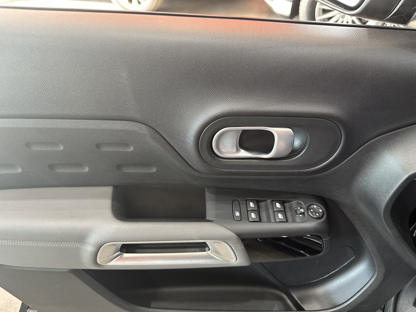 Foto 13 de CITROEN C5 AIRCROSS 2022 en venta en CSV Motor VALDEFUENTES