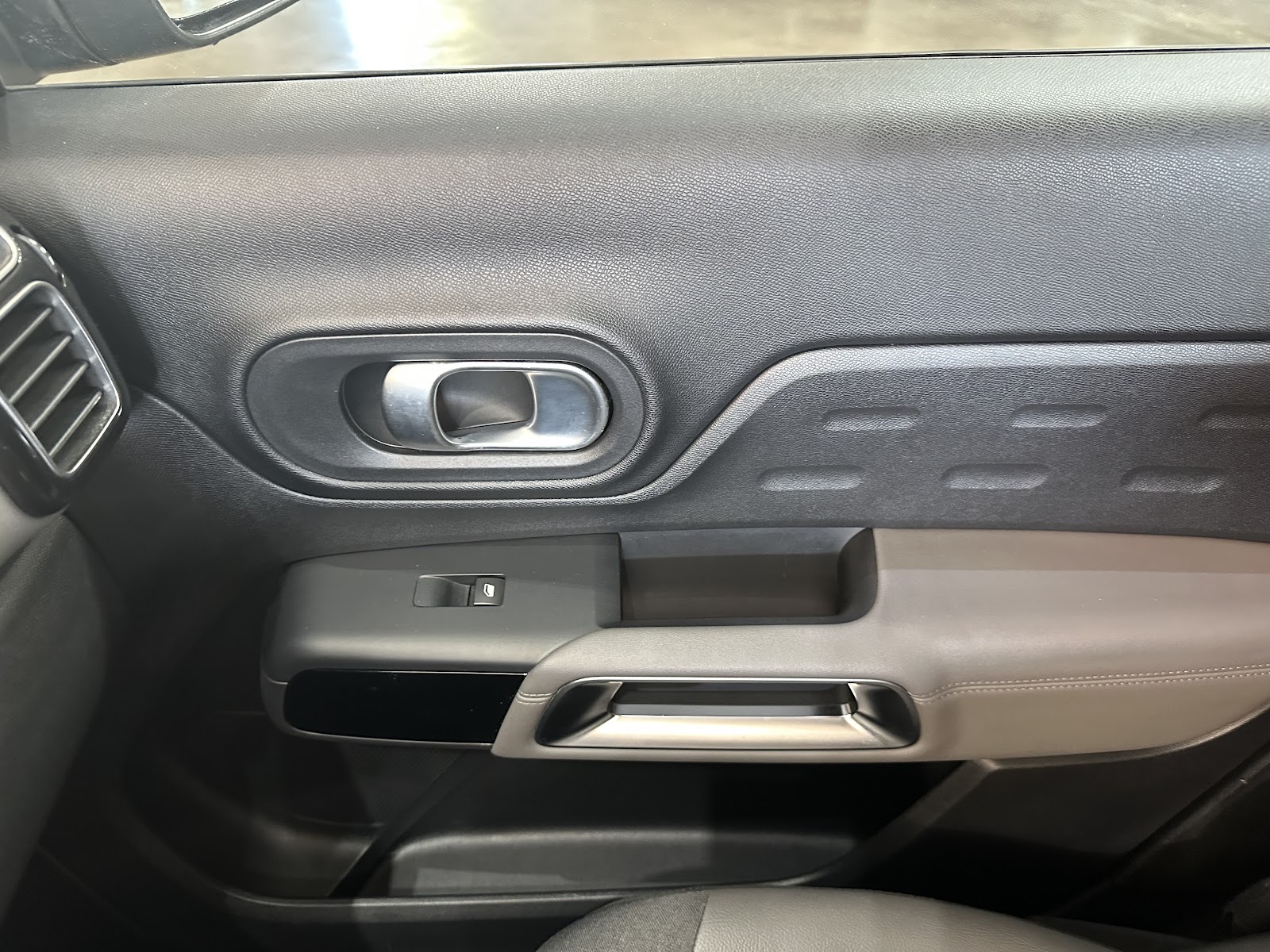 Foto 14 de CITROEN C5 AIRCROSS 2022 en venta en CSV Motor VALDEFUENTES
