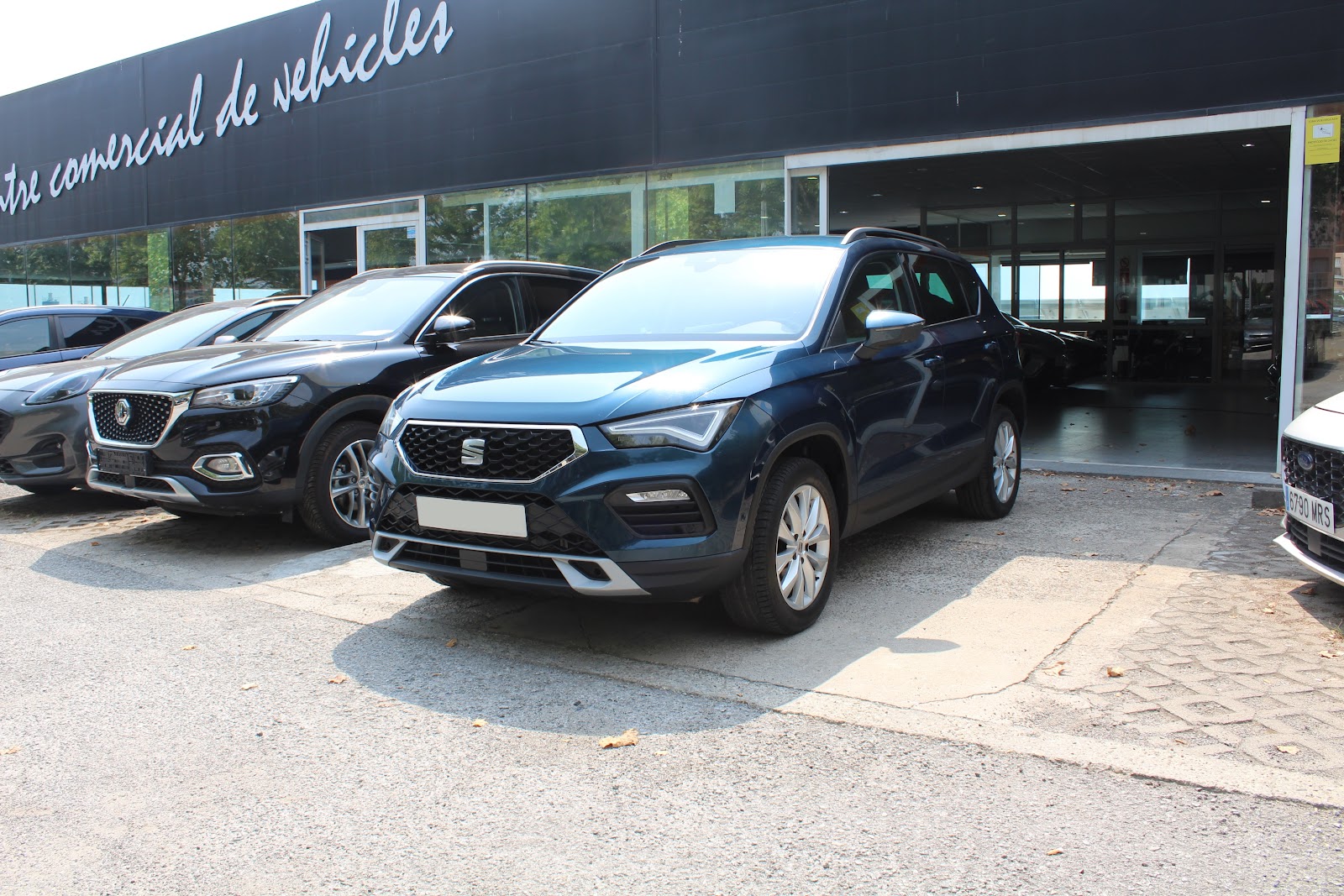 Foto 3 de SEAT Ateca 2023 en venta en CSV Motor VALDEFUENTES · color Azul Metalizado