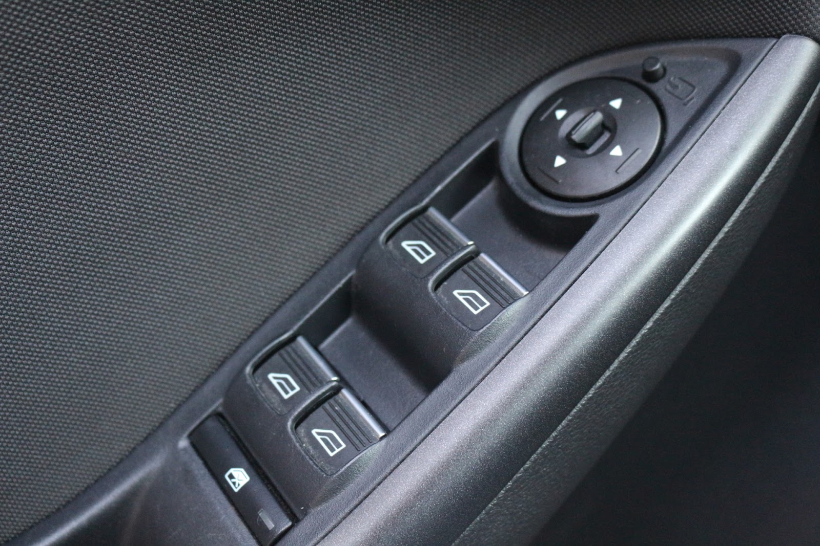 Foto 19 de FORD FOCUS 2016 en venta en CSV Motor VALDEFUENTES