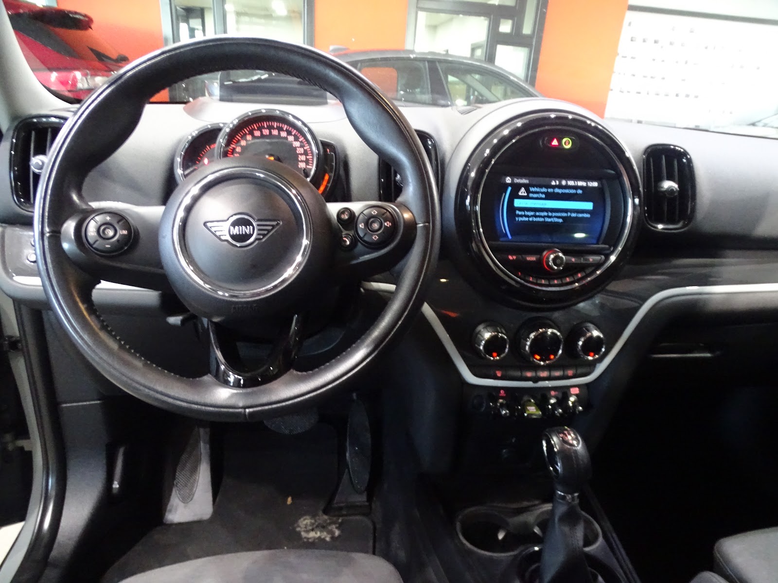Foto 12 de MINI COUNTRYMAN 2019 en venta en CSV Motor VALDEFUENTES