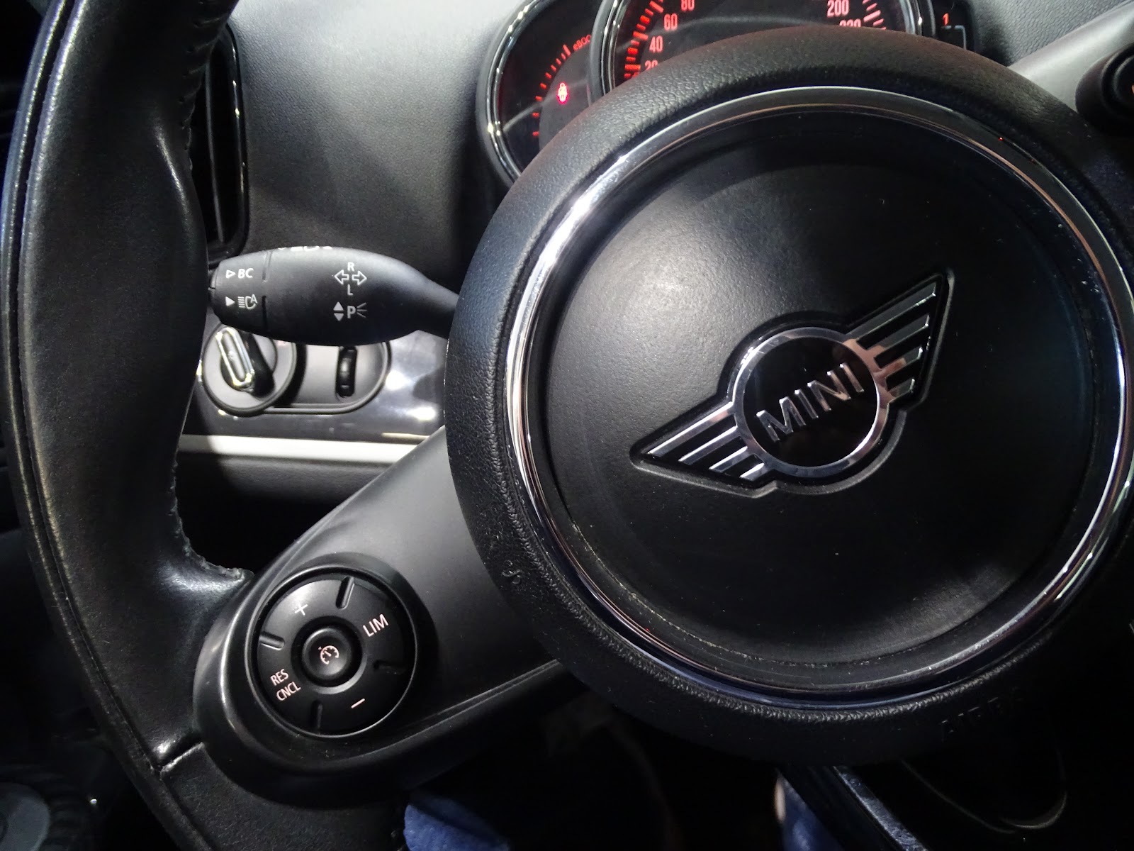 Foto 17 de MINI COUNTRYMAN 2019 en venta en CSV Motor VALDEFUENTES