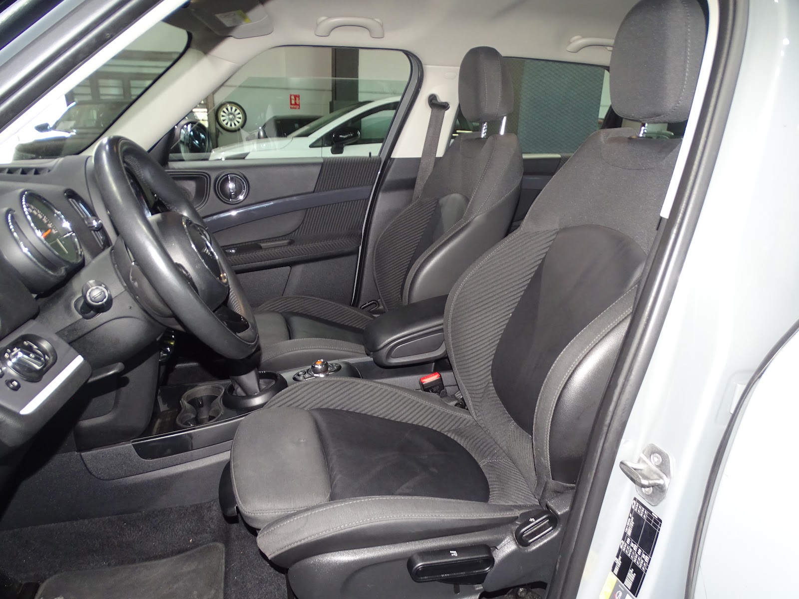 Foto 9 de MINI COUNTRYMAN 2019 en venta en CSV Motor VALDEFUENTES