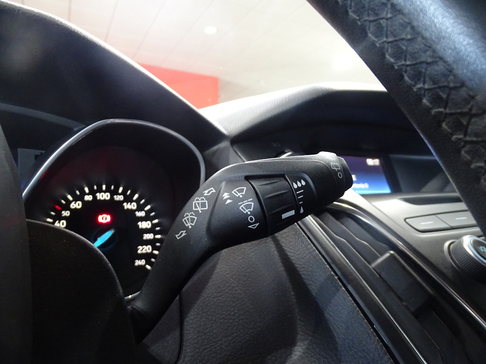 Foto 14 de FORD FOCUS 2017 en venta en CSV Motor VALDEFUENTES