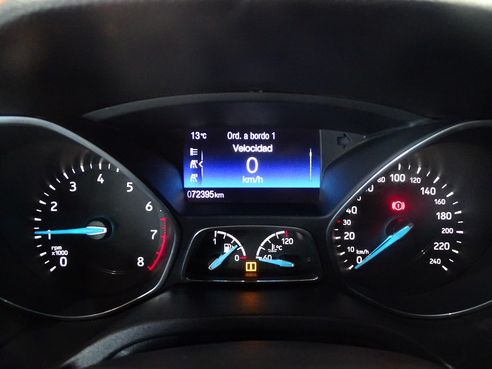 Foto 15 de FORD FOCUS 2017 en venta en CSV Motor VALDEFUENTES