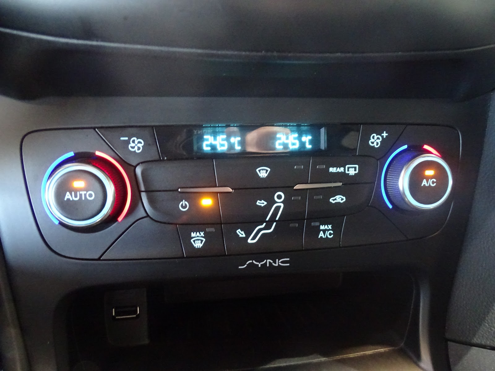 Foto 17 de FORD FOCUS 2017 en venta en CSV Motor VALDEFUENTES