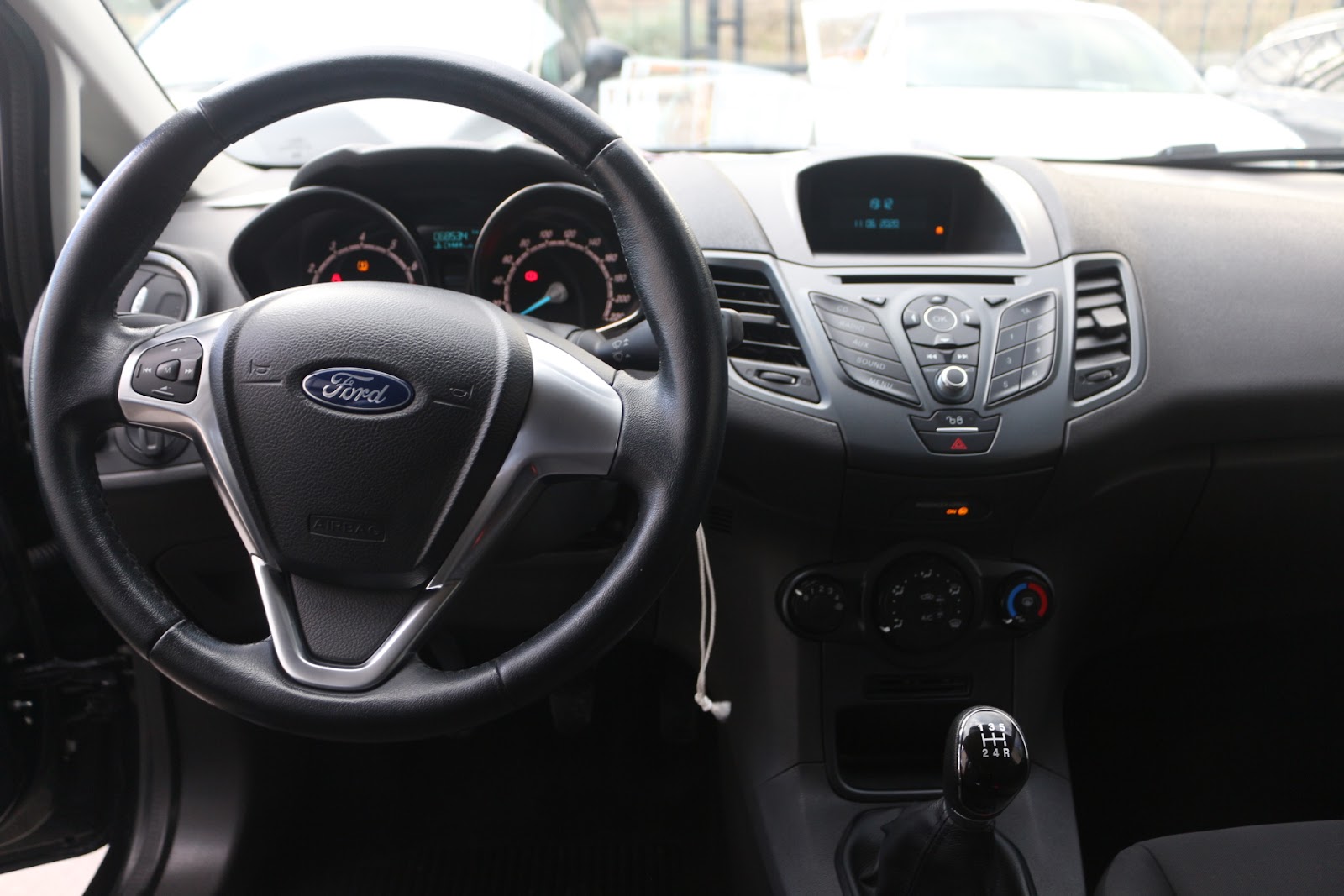 Foto 8 de FORD FIESTA 2017 en venta en CSV Motor VALDEFUENTES