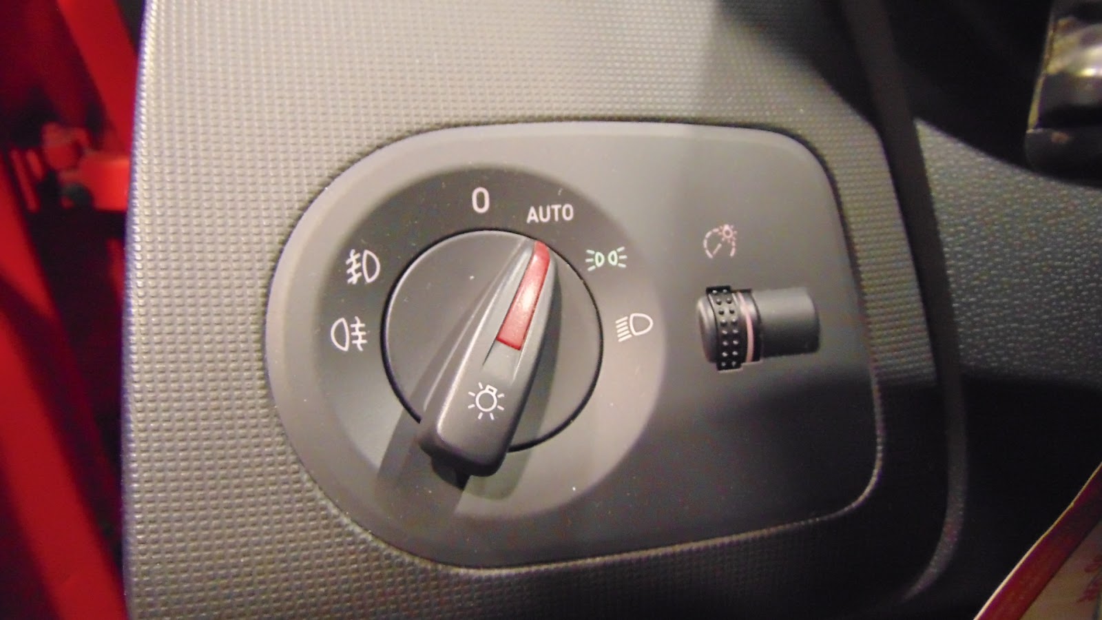 Foto 10 de SEAT IBIZA 2014 en venta en CSV Motor VALDEFUENTES
