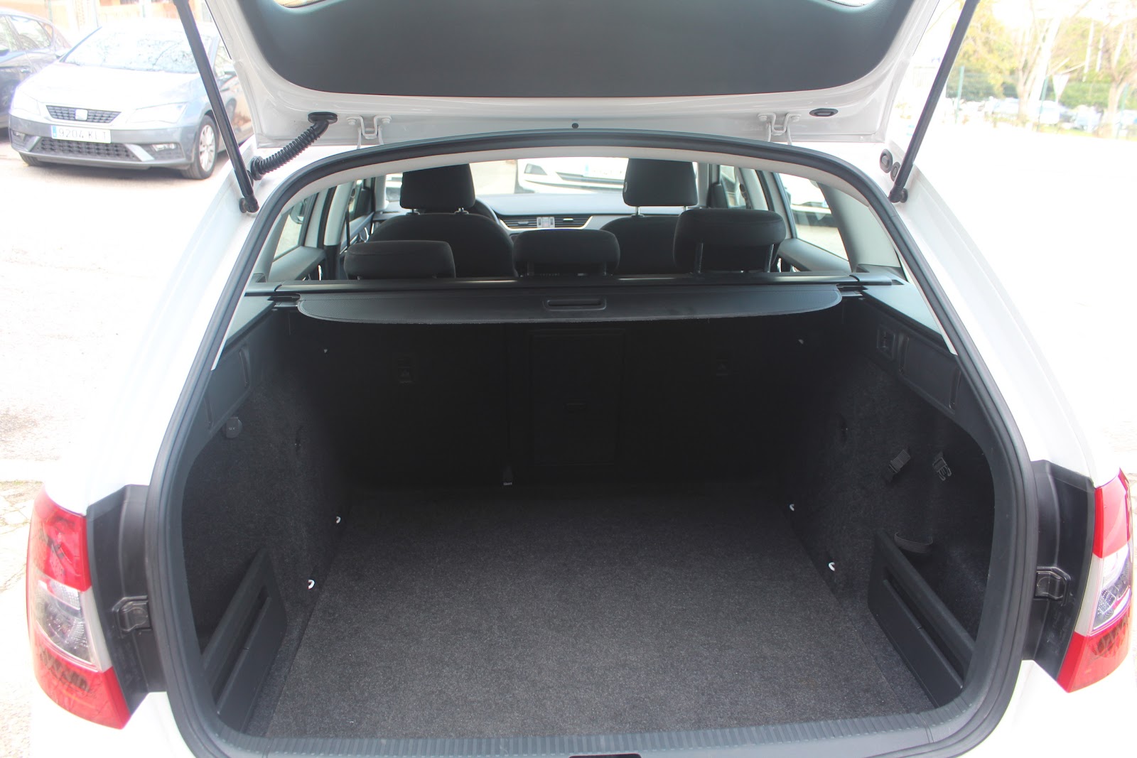 Foto 11 de SKODA OCTAVIA 2017 en venta en CSV Motor VALDEFUENTES