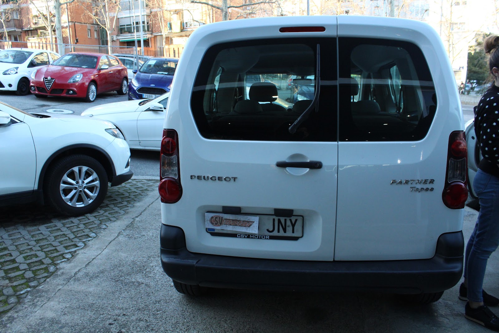 Foto 3 de PEUGEOT PARTNER 2016 en venta en CSV Motor VALDEFUENTES