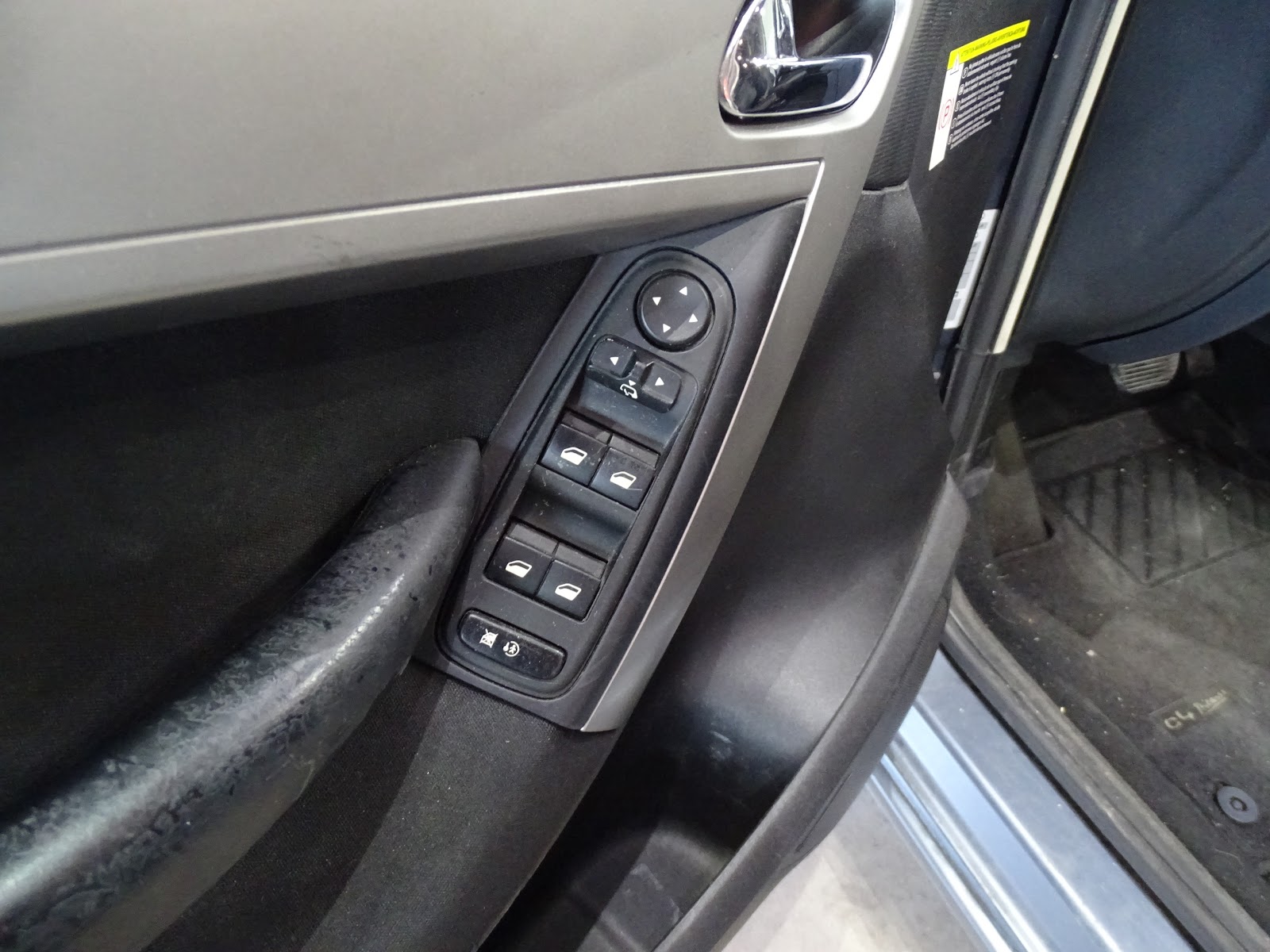 Foto 16 de CITROËN GRAND C4 2010 en venta en CSV Motor VALDEFUENTES