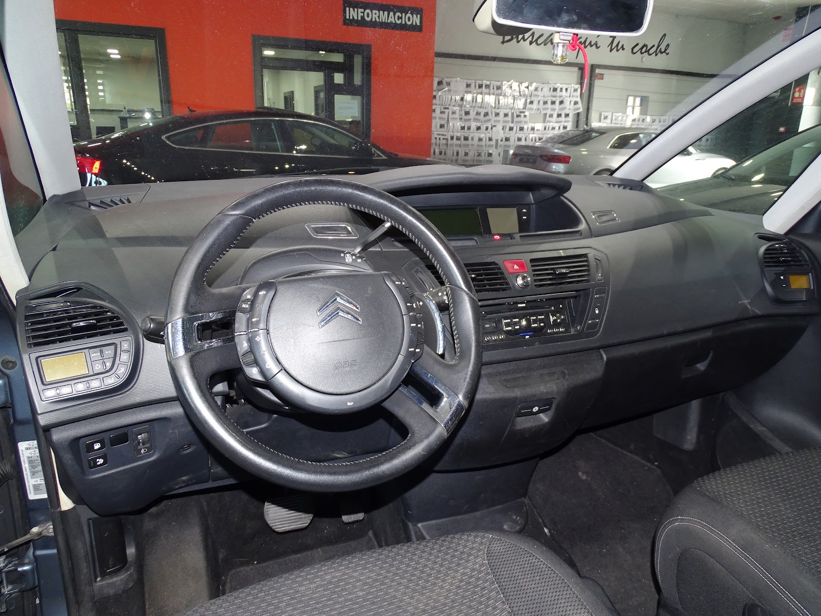 Foto 8 de CITROËN GRAND C4 2010 en venta en CSV Motor VALDEFUENTES