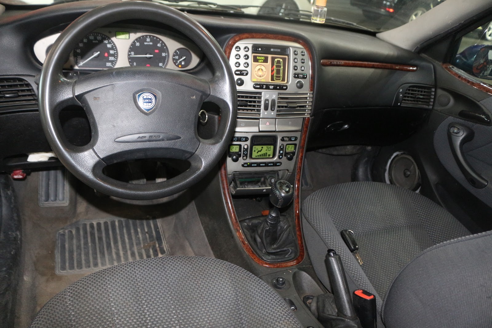 Foto 9 de LANCIA LYBRA 2002 en venta en CSV Motor VALDEFUENTES