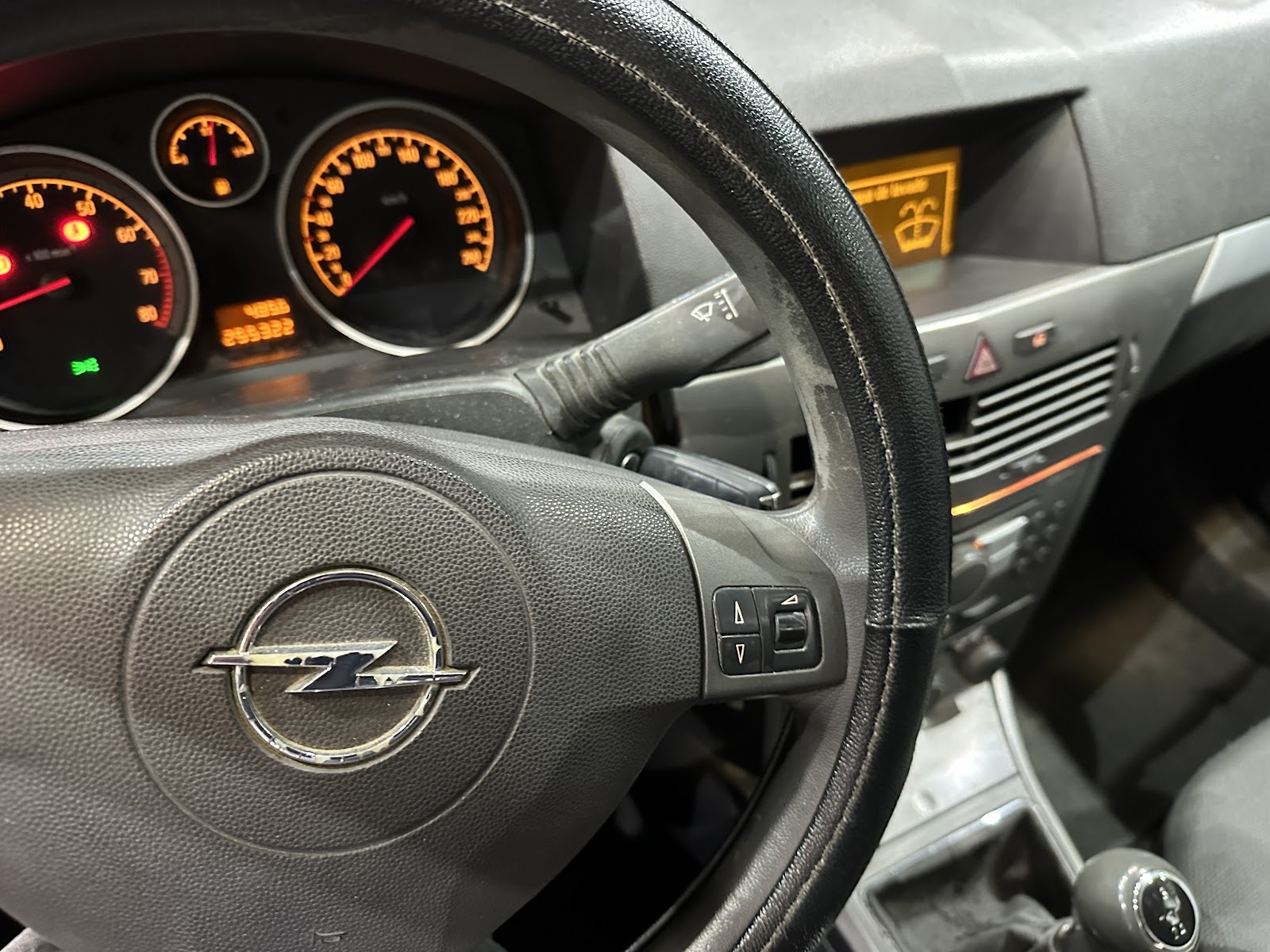 Foto 15 de OPEL ASTRA 2006 en venta en CSV Motor VALDEFUENTES